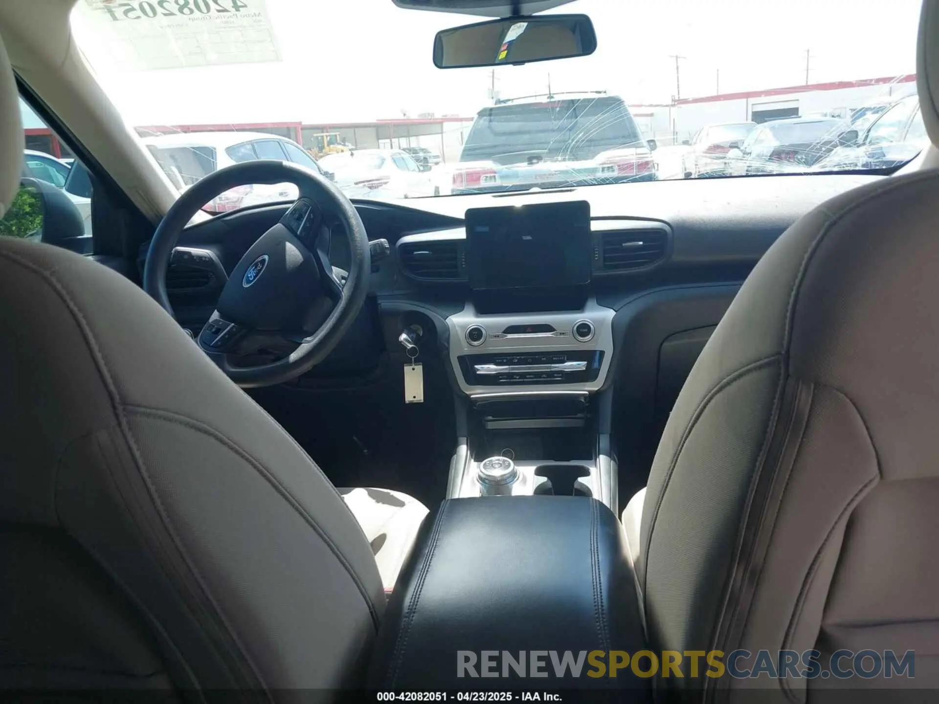 17 Photograph of a damaged car 1FMSK8BH0MGA04305 FORD EXPLORER 2021