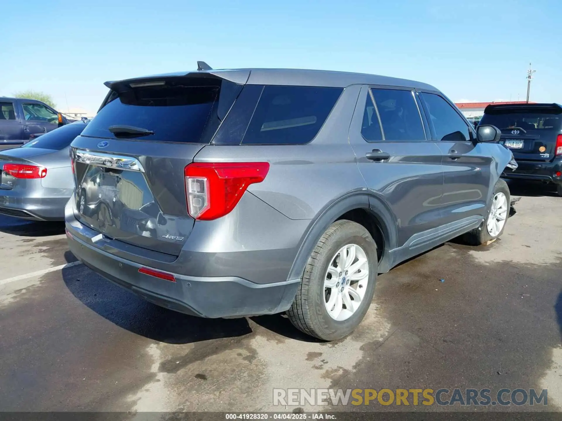 4 Photograph of a damaged car 1FMSK8BH8MGA30862 FORD EXPLORER 2021