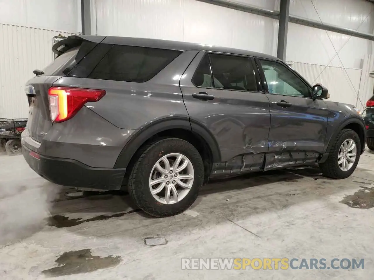3 Photograph of a damaged car 1FMSK8BH9MGA15836 FORD EXPLORER 2021