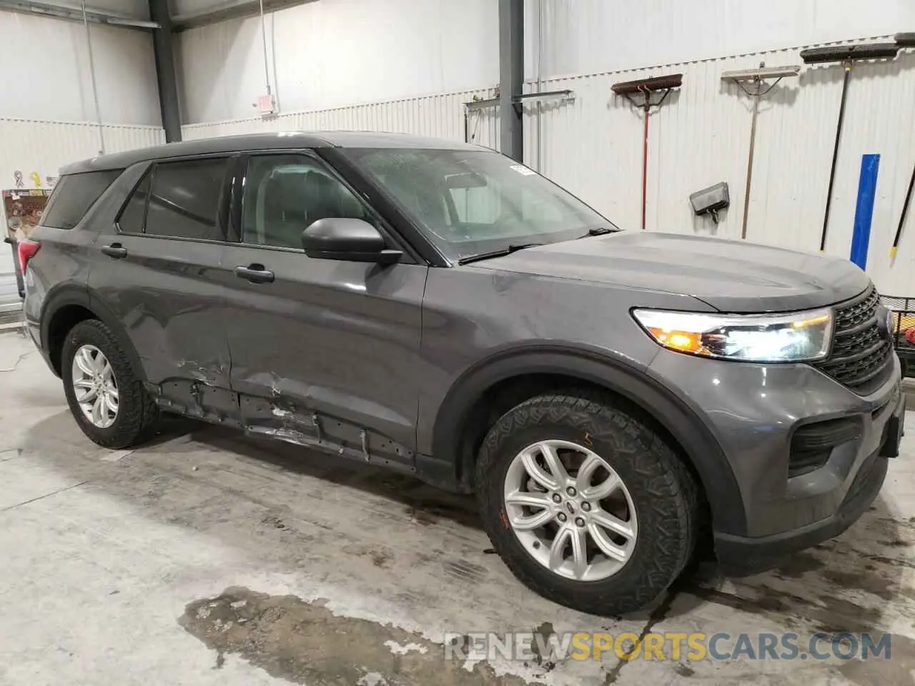 4 Photograph of a damaged car 1FMSK8BH9MGA15836 FORD EXPLORER 2021