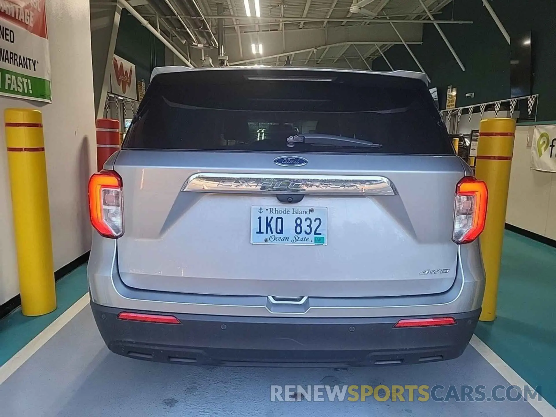 2 Photograph of a damaged car 1FMSK8BH9MGA87622 FORD EXPLORER 2021