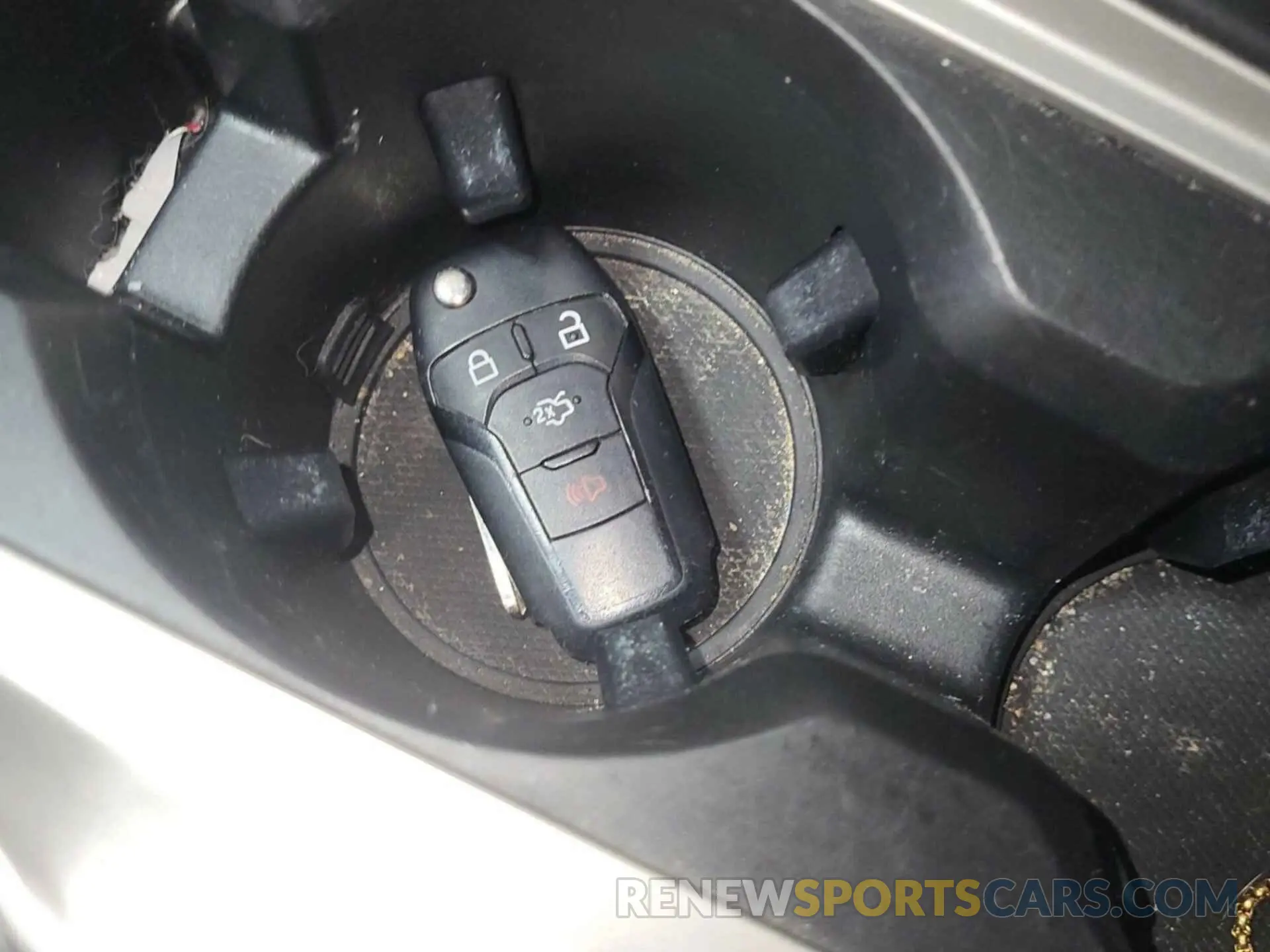 25 Photograph of a damaged car 1FMSK8BH9MGA87622 FORD EXPLORER 2021