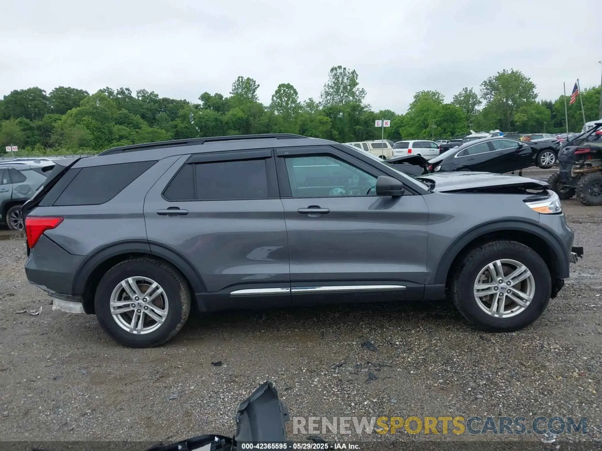 13 Photograph of a damaged car 1FMSK8DH0MGA55364 FORD EXPLORER 2021
