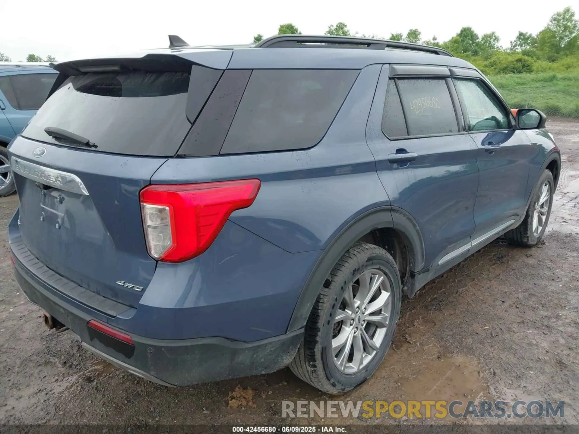 4 Photograph of a damaged car 1FMSK8DH0MGB22478 FORD EXPLORER 2021