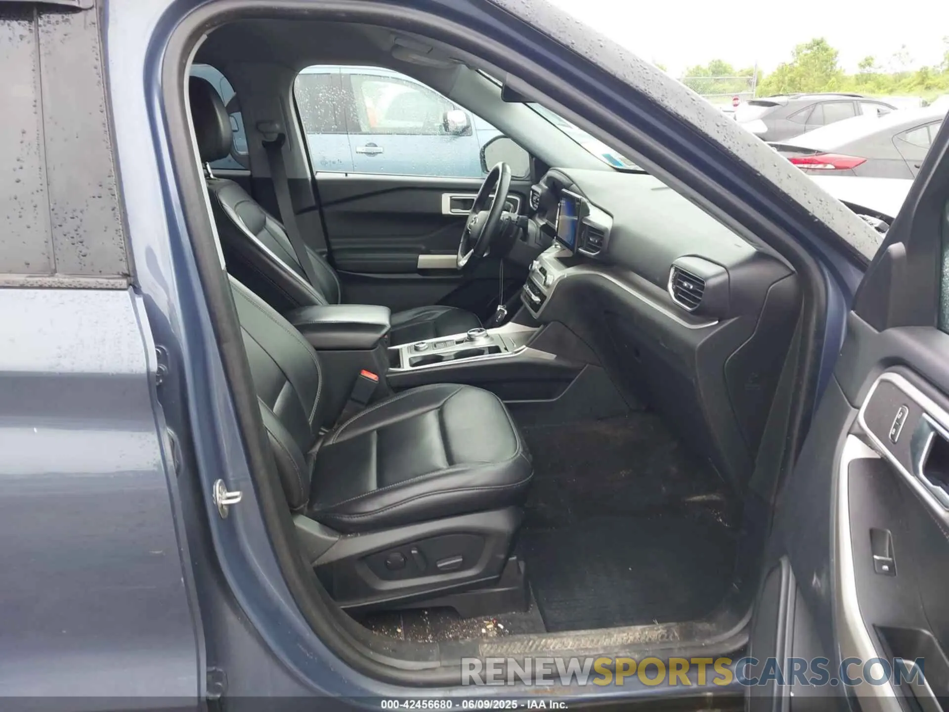 5 Photograph of a damaged car 1FMSK8DH0MGB22478 FORD EXPLORER 2021