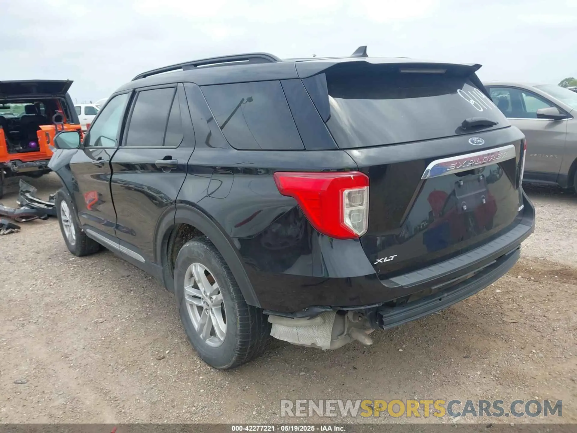 3 Photograph of a damaged car 1FMSK8DH0MGB98119 FORD EXPLORER 2021