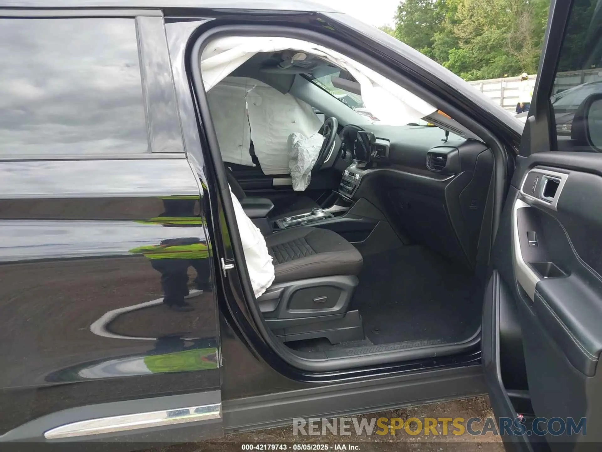 5 Photograph of a damaged car 1FMSK8DH1MGA53011 FORD EXPLORER 2021