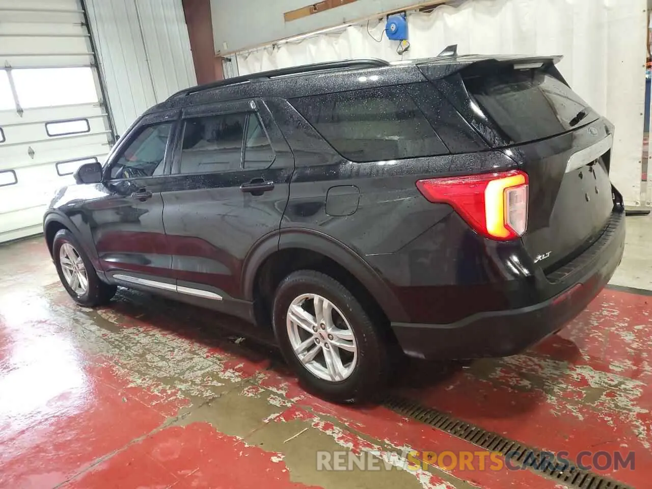 2 Photograph of a damaged car 1FMSK8DH1MGB87422 FORD EXPLORER 2021