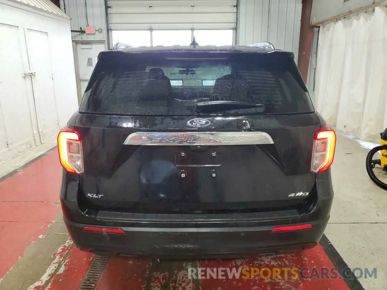 6 Photograph of a damaged car 1FMSK8DH1MGB87422 FORD EXPLORER 2021