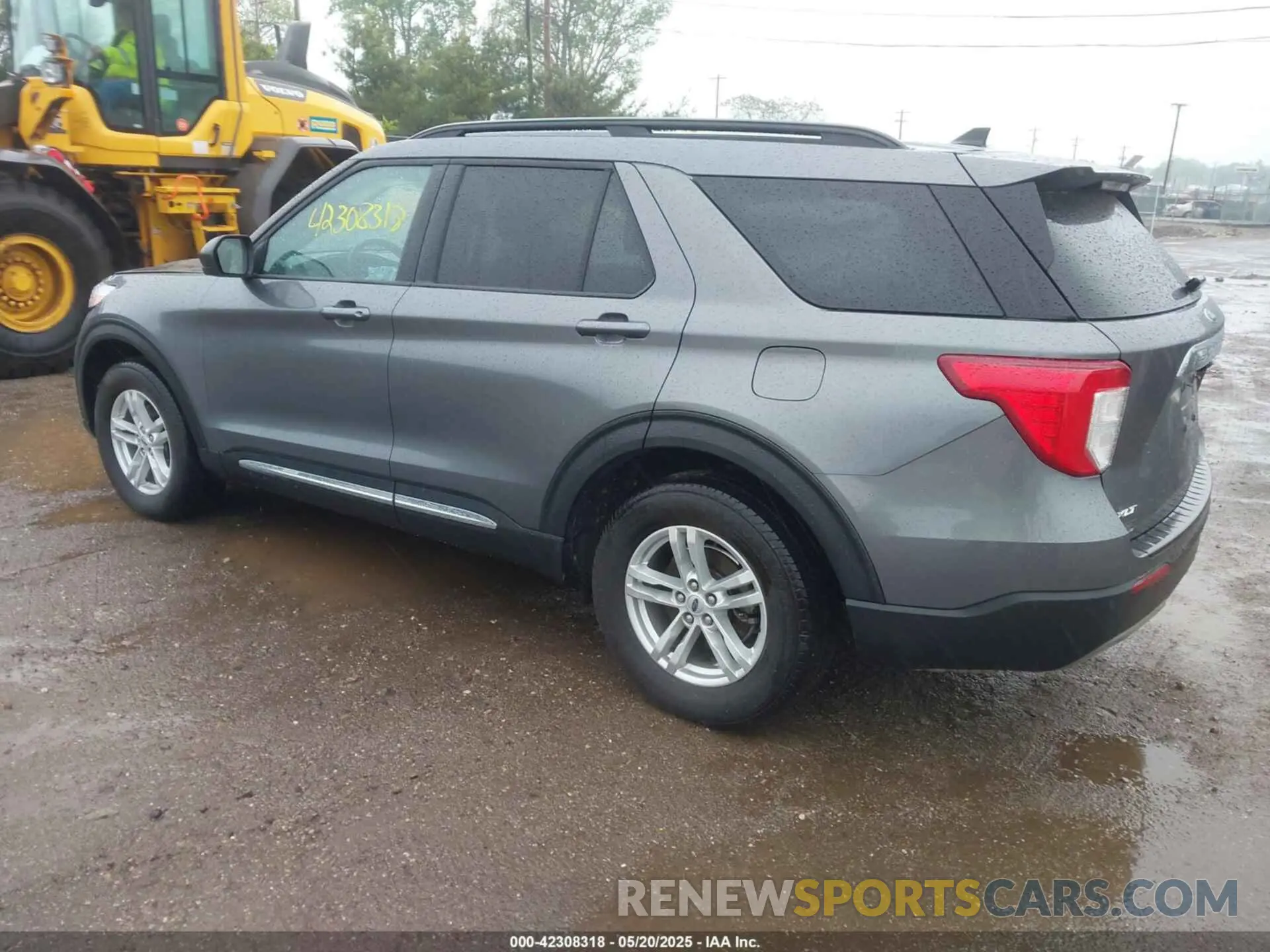 3 Photograph of a damaged car 1FMSK8DH1MGC44878 FORD EXPLORER 2021