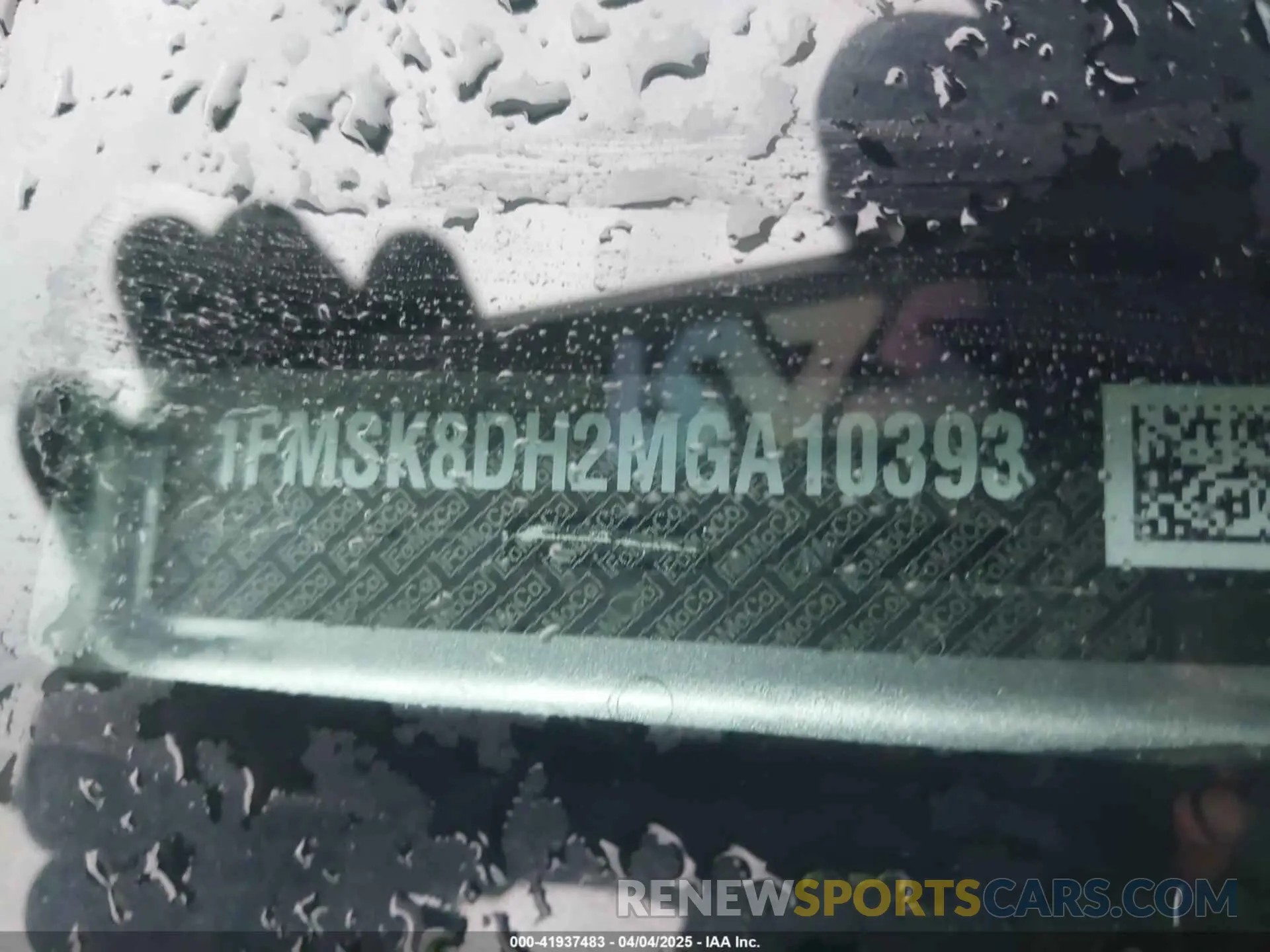 17 Photograph of a damaged car 1FMSK8DH2MGA10393 FORD EXPLORER 2021