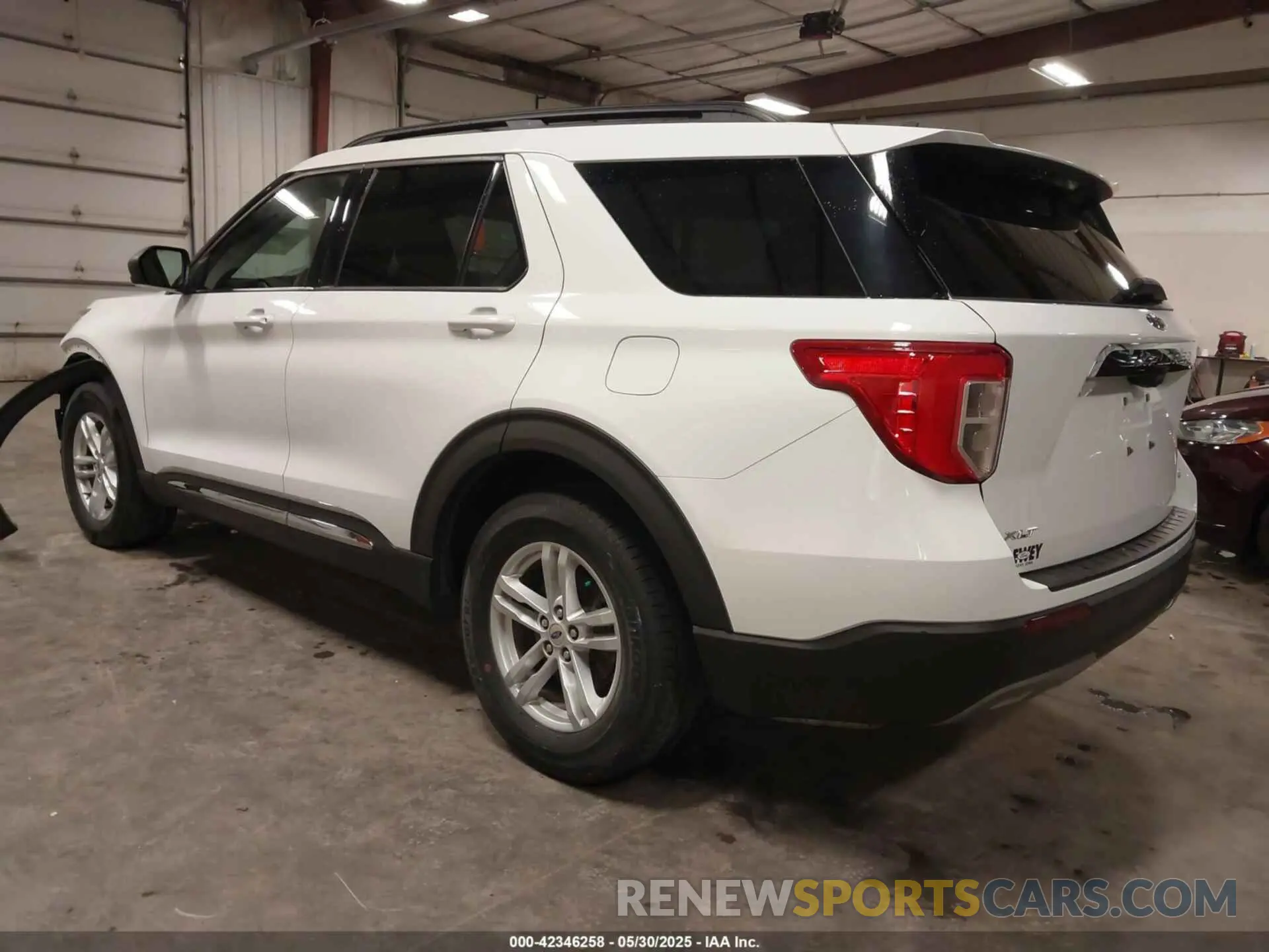 3 Photograph of a damaged car 1FMSK8DH2MGA66172 FORD EXPLORER 2021