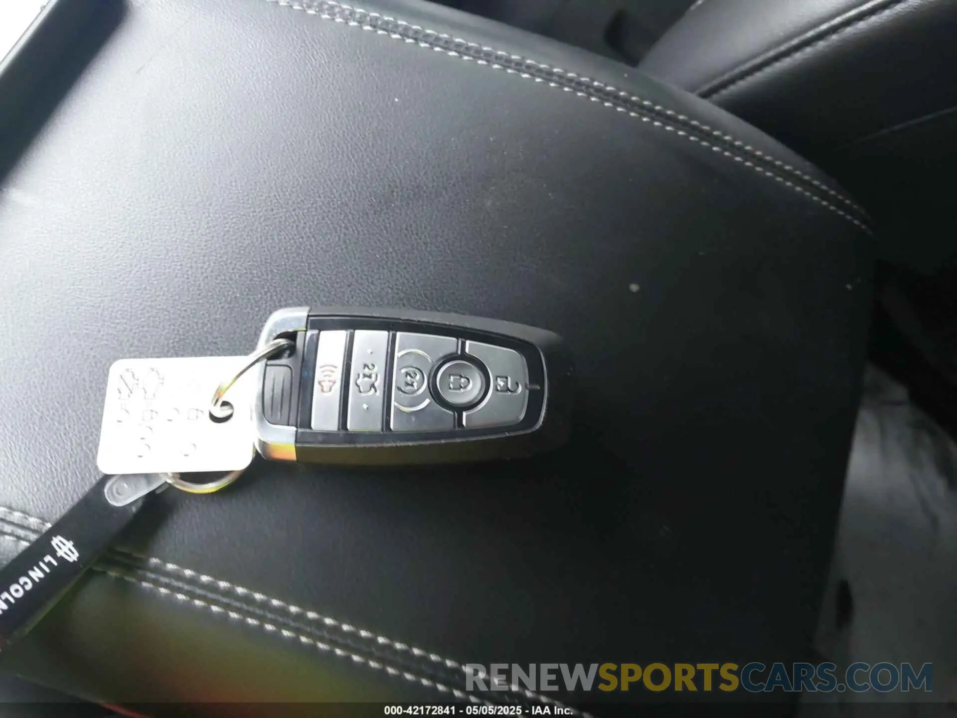 11 Photograph of a damaged car 1FMSK8DH2MGA81156 FORD EXPLORER 2021