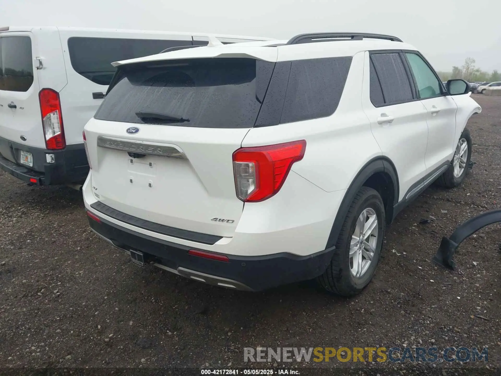 4 Photograph of a damaged car 1FMSK8DH2MGA81156 FORD EXPLORER 2021