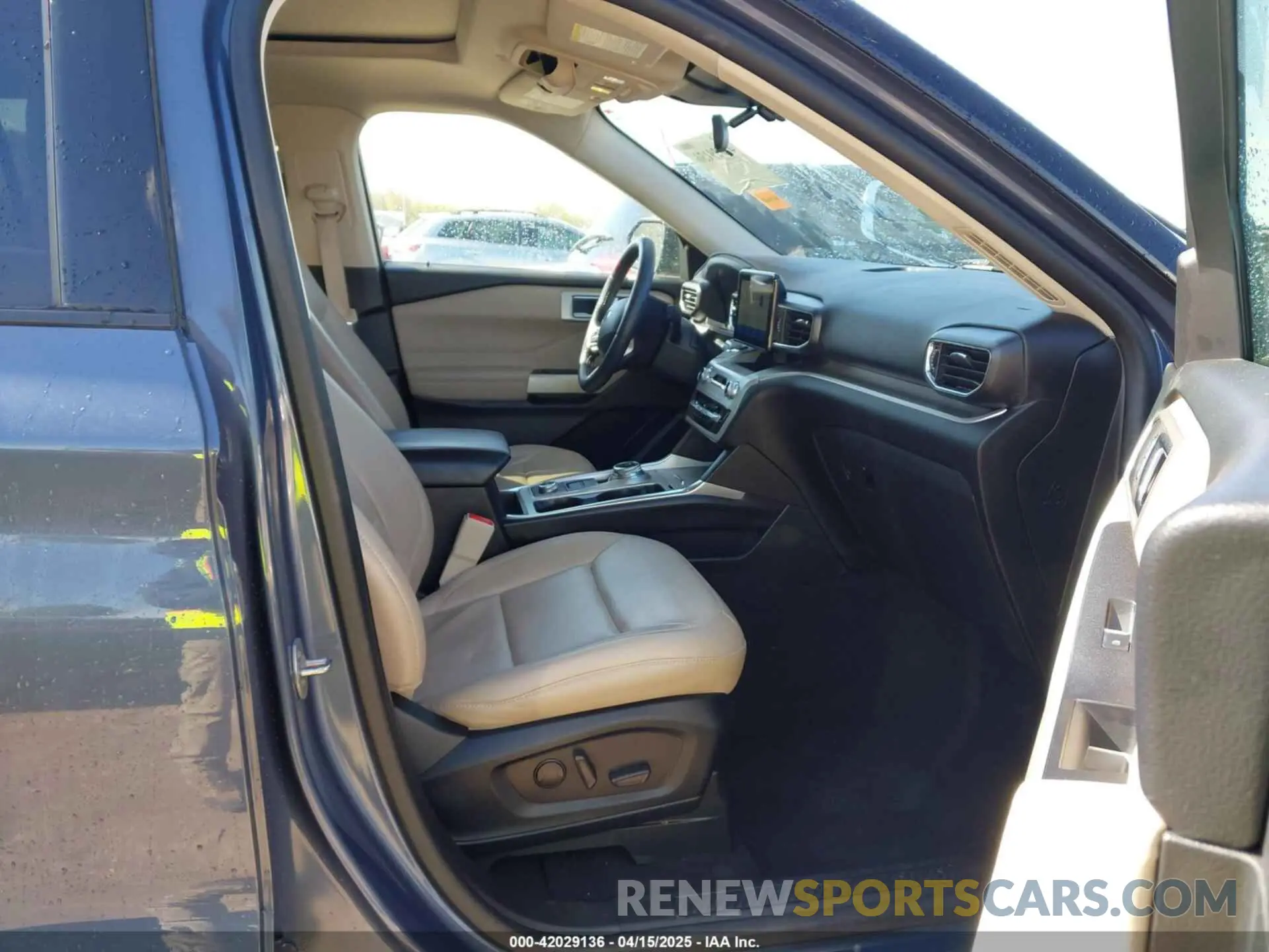 5 Photograph of a damaged car 1FMSK8DH3MGC06374 FORD EXPLORER 2021