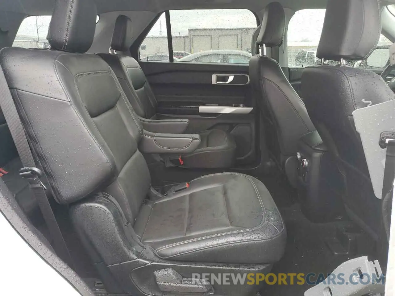 11 Photograph of a damaged car 1FMSK8DH3MGC39844 FORD EXPLORER 2021