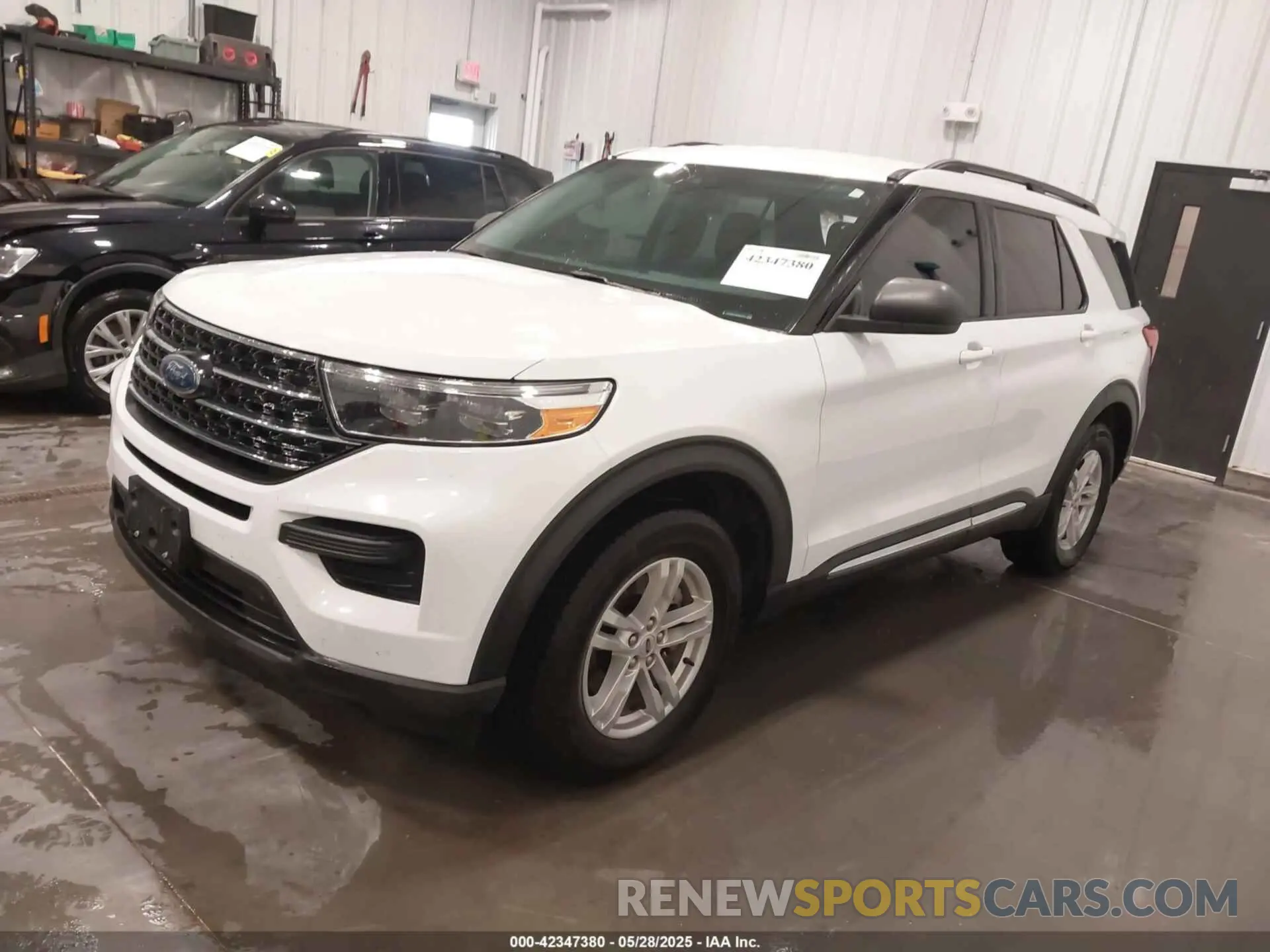 2 Photograph of a damaged car 1FMSK8DH4MGA61877 FORD EXPLORER 2021