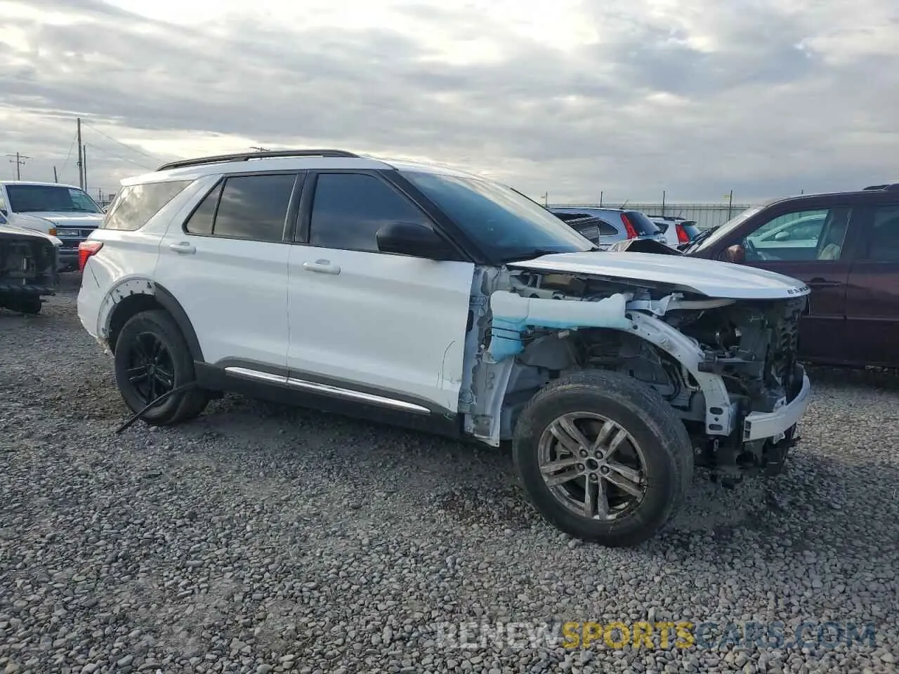 4 Photograph of a damaged car 1FMSK8DH4MGB02458 FORD EXPLORER 2021