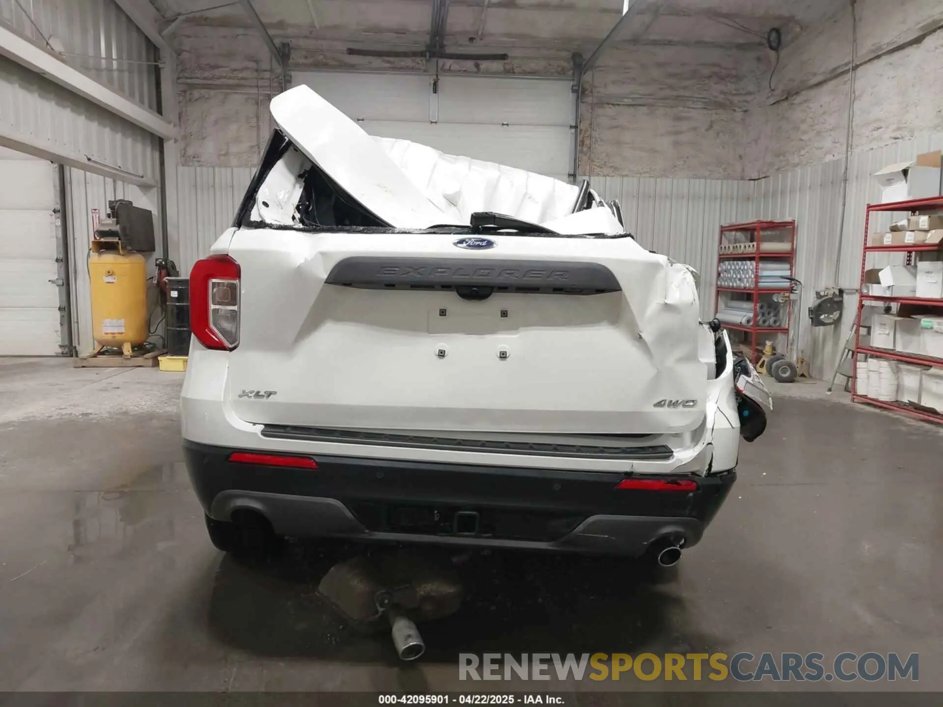 16 Photograph of a damaged car 1FMSK8DH4MGB71795 FORD EXPLORER 2021
