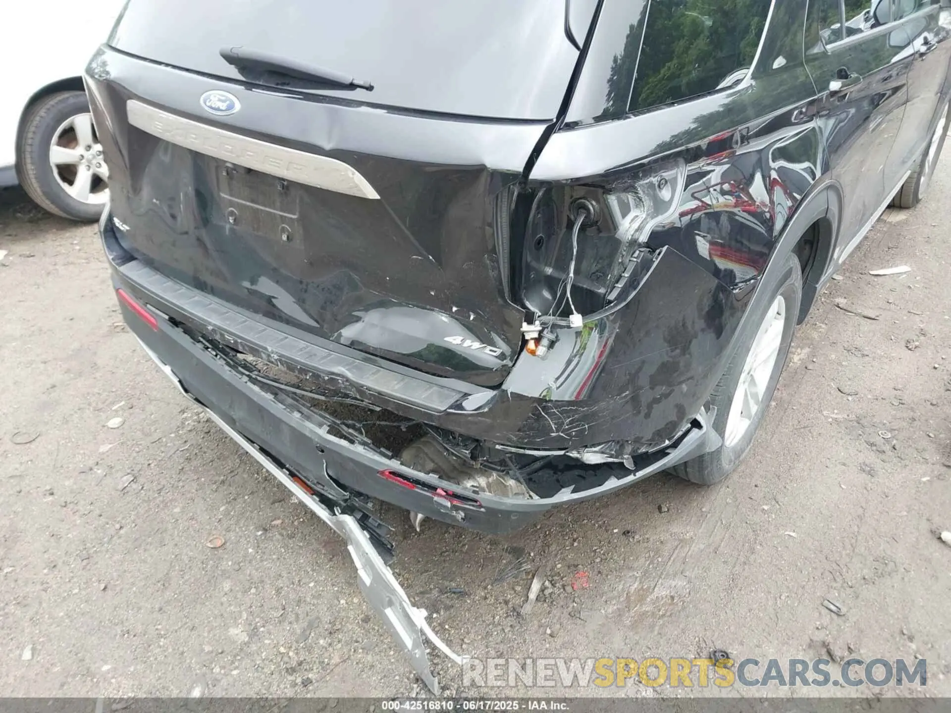 6 Photograph of a damaged car 1FMSK8DH5MGB85477 FORD EXPLORER 2021