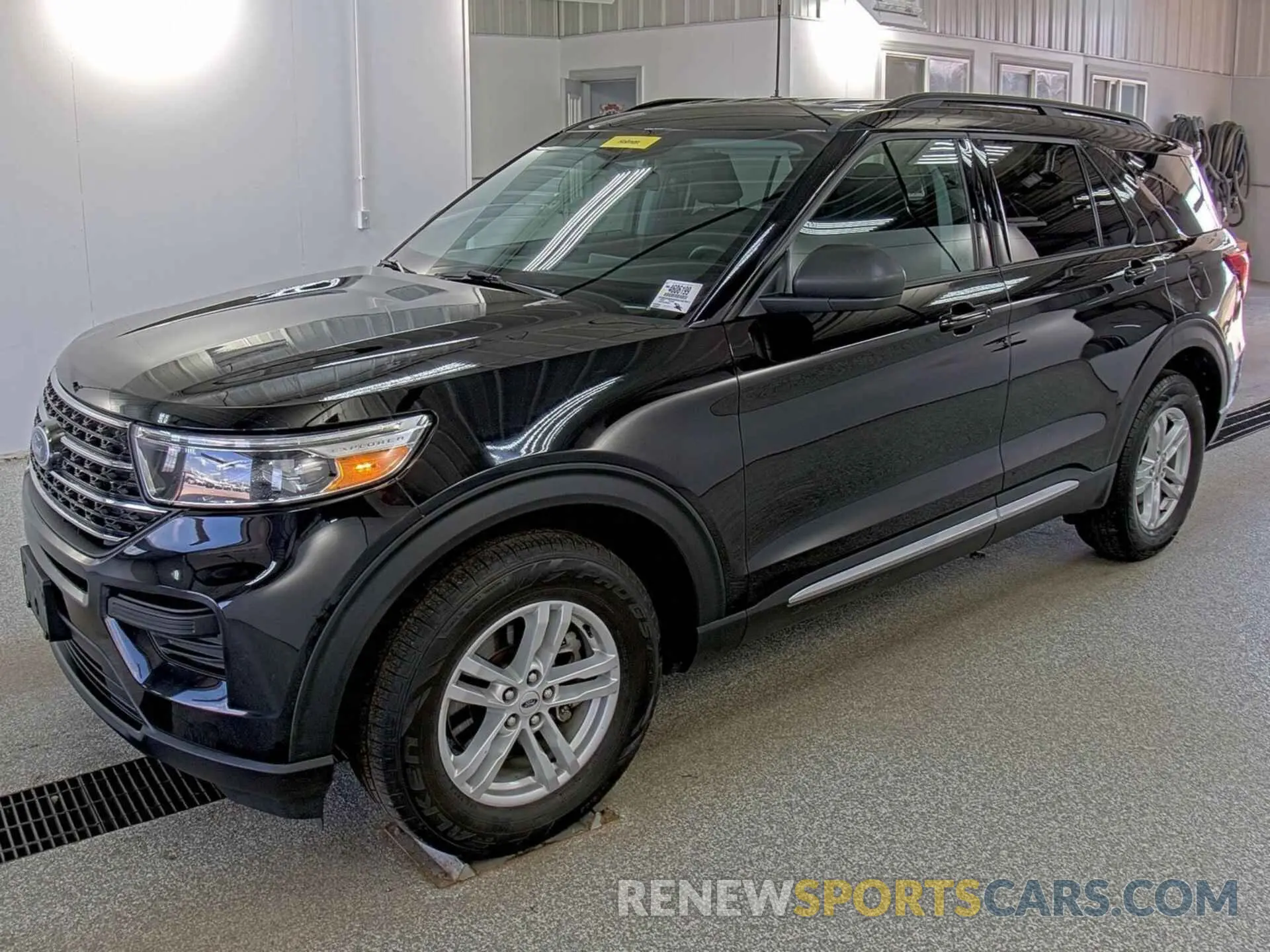 1 Photograph of a damaged car 1FMSK8DH6MGA87641 FORD EXPLORER 2021