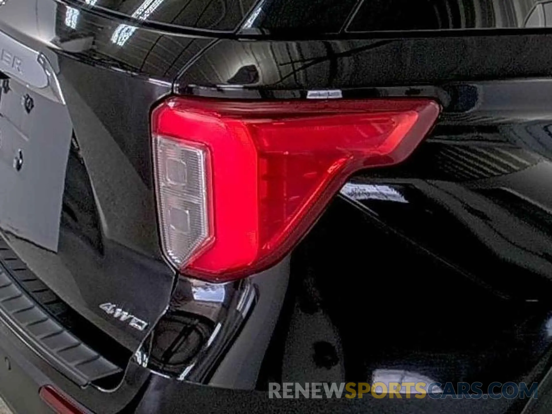 13 Photograph of a damaged car 1FMSK8DH6MGA87641 FORD EXPLORER 2021