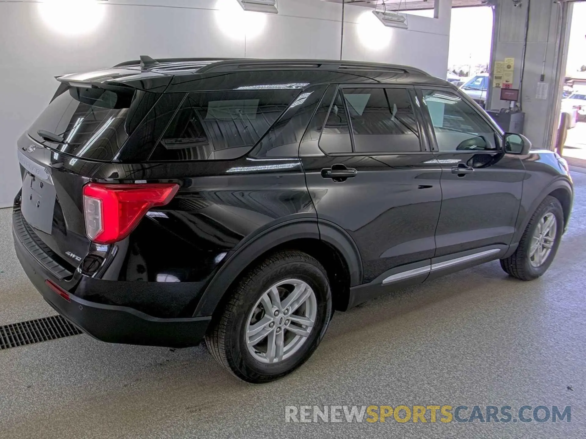 6 Photograph of a damaged car 1FMSK8DH6MGA87641 FORD EXPLORER 2021
