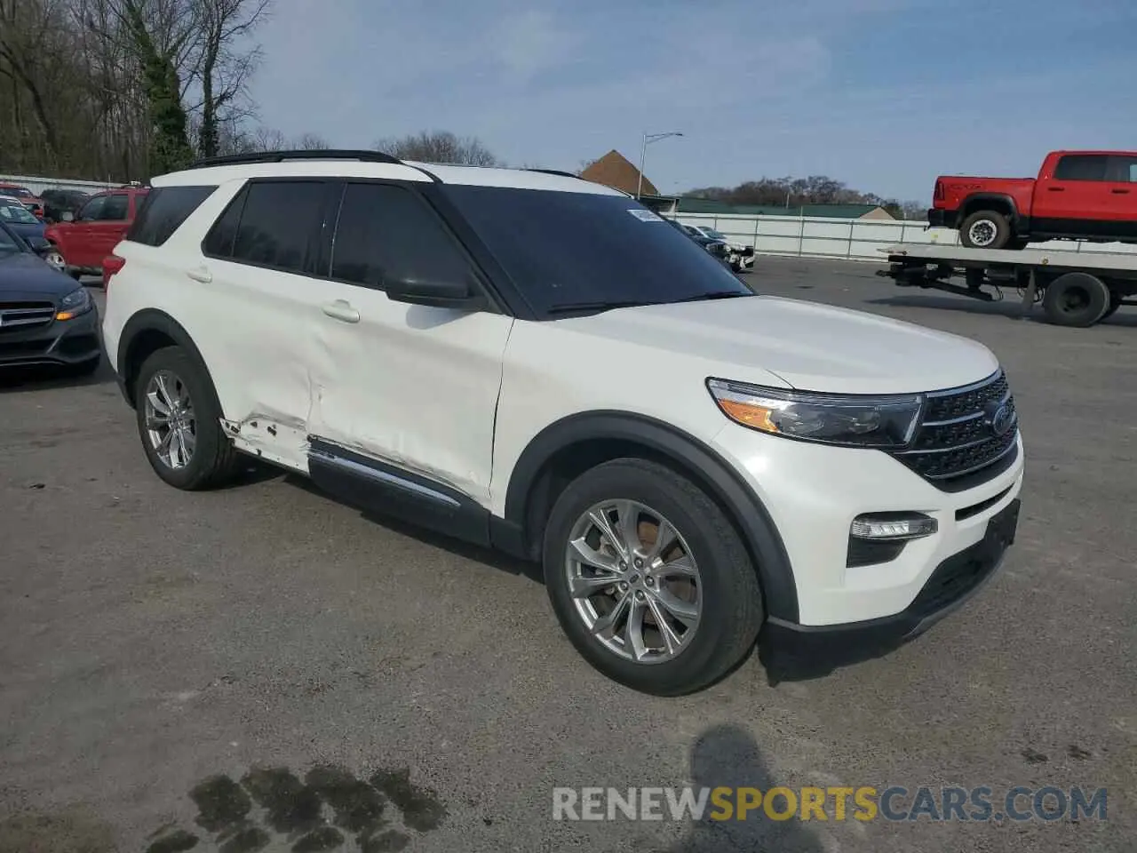 4 Photograph of a damaged car 1FMSK8DH6MGC26621 FORD EXPLORER 2021
