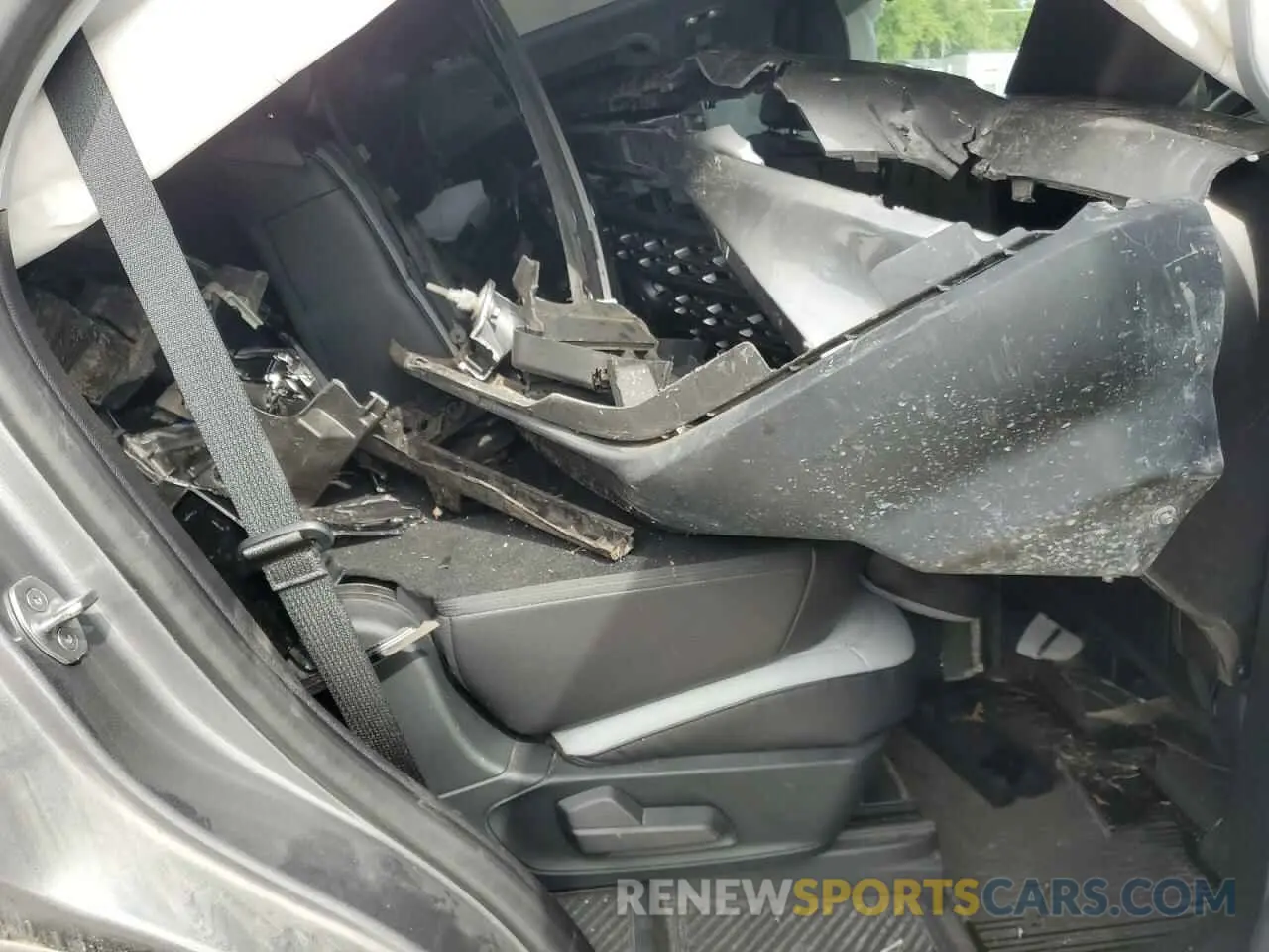 11 Photograph of a damaged car 1FMSK8DH8MGA21950 FORD EXPLORER 2021