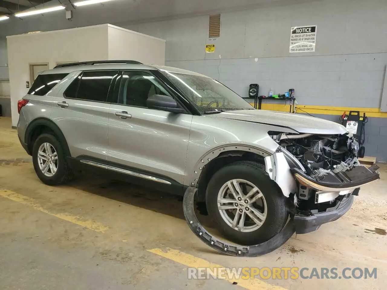 4 Photograph of a damaged car 1FMSK8DH8MGA51563 FORD EXPLORER 2021