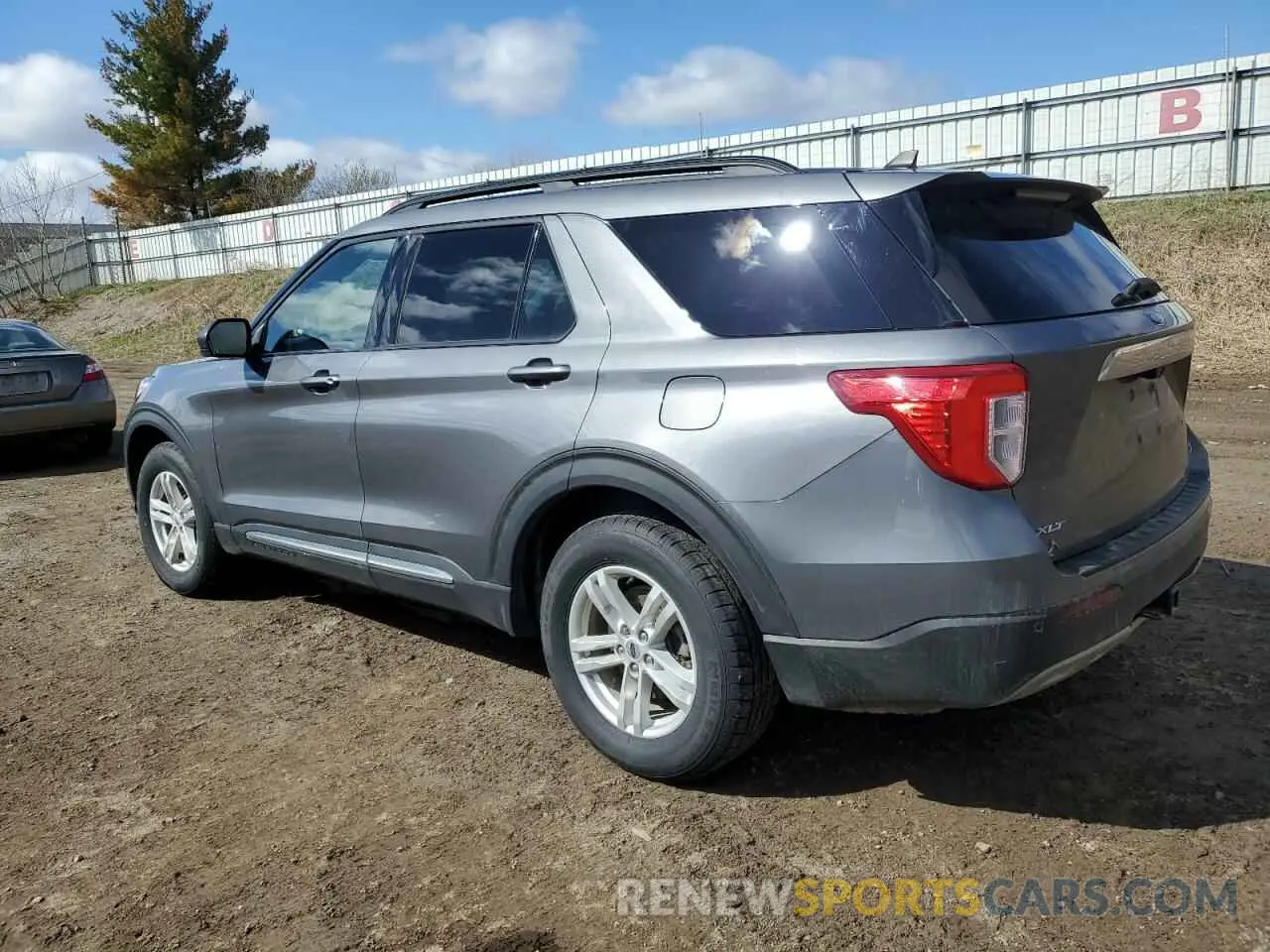 2 Photograph of a damaged car 1FMSK8DH8MGA70162 FORD EXPLORER 2021