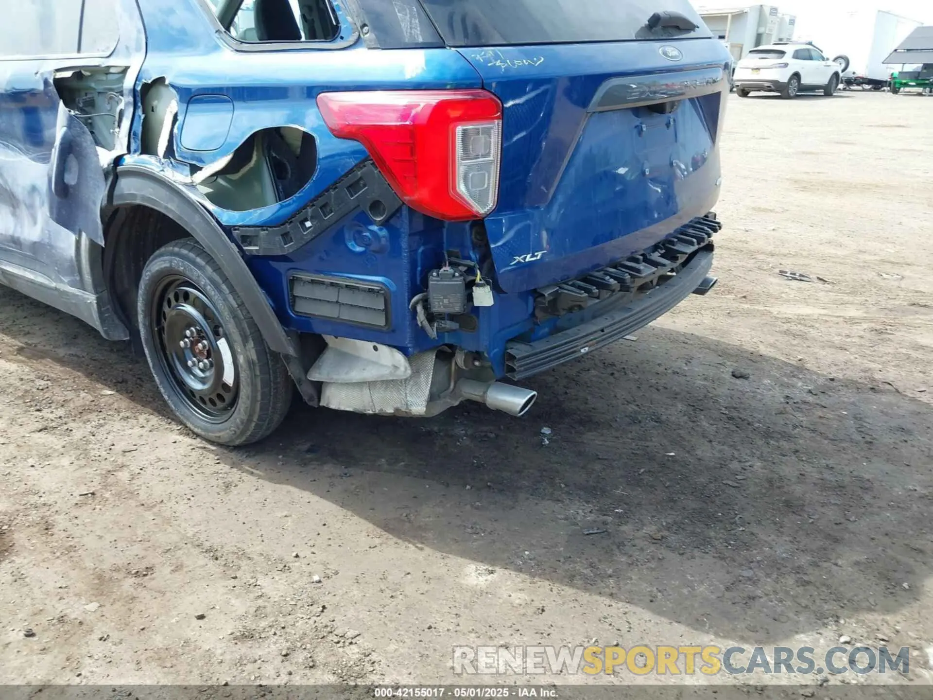 18 Photograph of a damaged car 1FMSK8DH8MGA75779 FORD EXPLORER 2021
