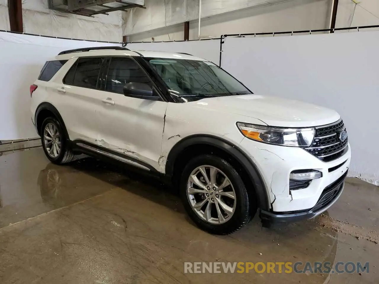 4 Photograph of a damaged car 1FMSK8DH8MGB32529 FORD EXPLORER 2021