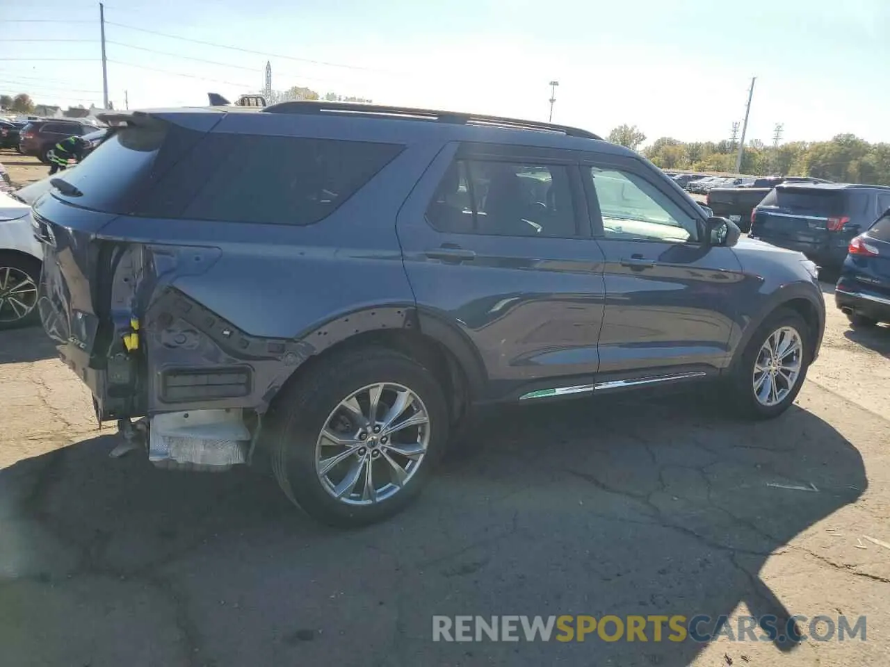 3 Photograph of a damaged car 1FMSK8DH9MGA94051 FORD EXPLORER 2021