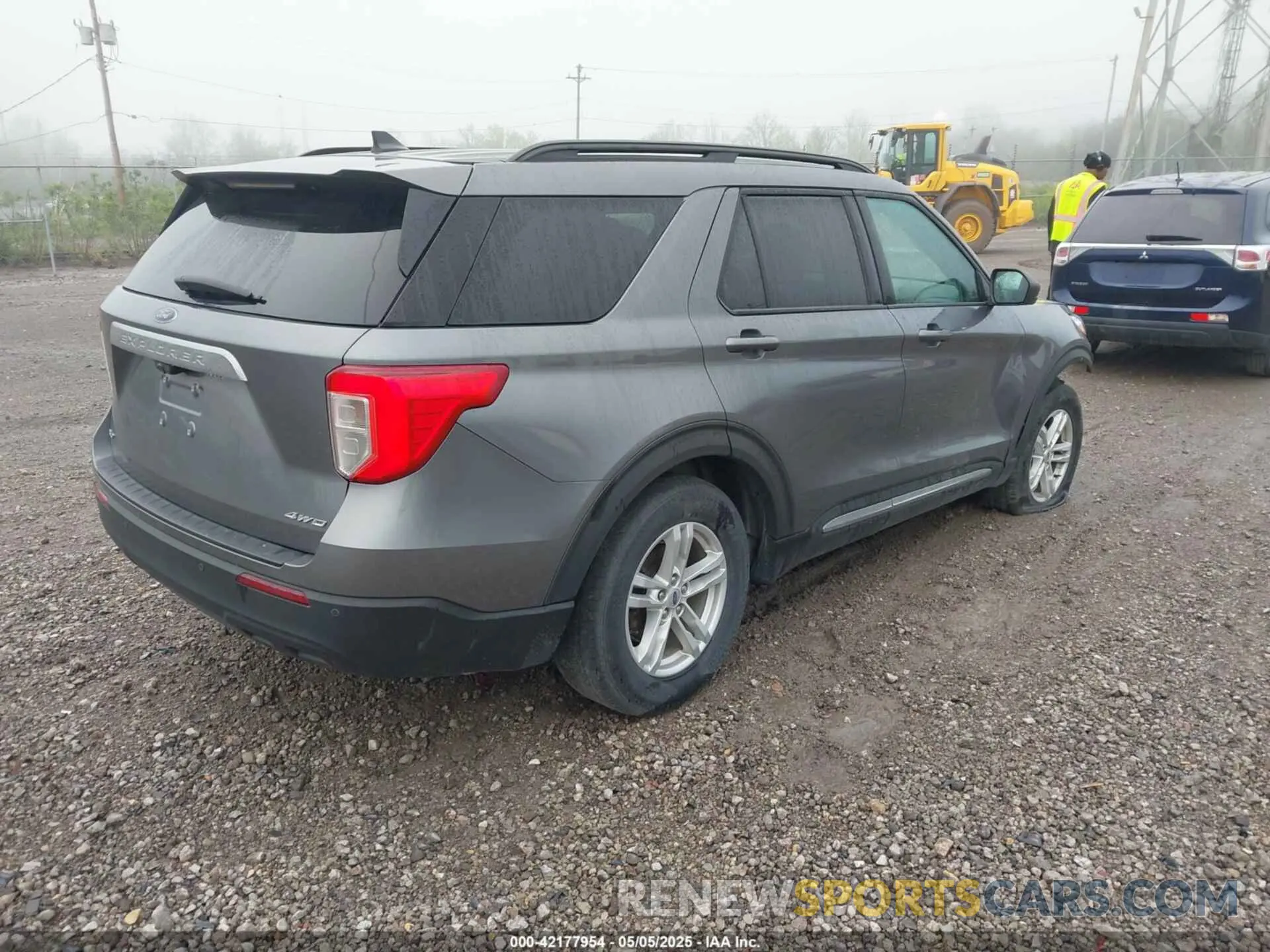 4 Photograph of a damaged car 1FMSK8DH9MGB00706 FORD EXPLORER 2021