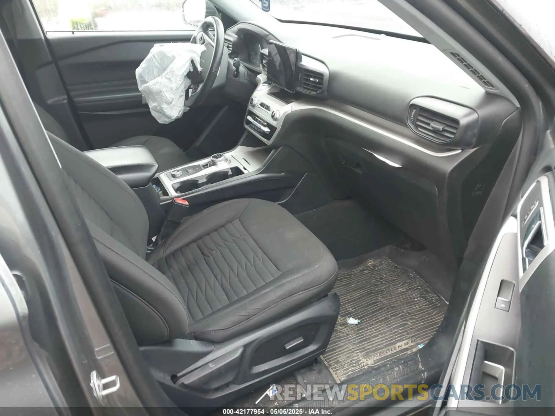 5 Photograph of a damaged car 1FMSK8DH9MGB00706 FORD EXPLORER 2021