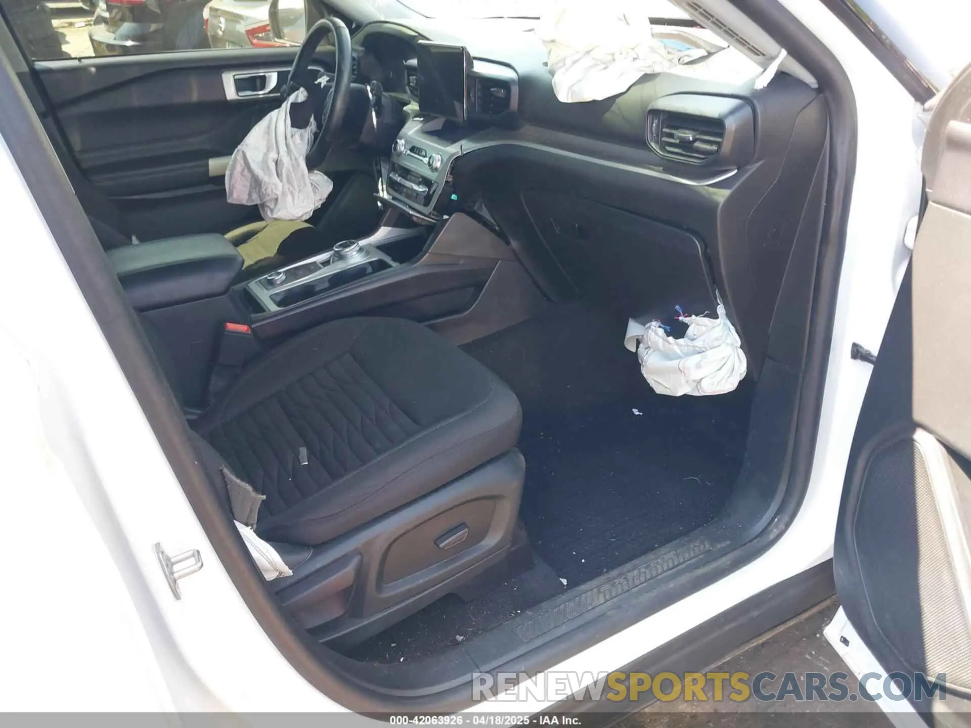 5 Photograph of a damaged car 1FMSK8DH9MGB75390 FORD EXPLORER 2021