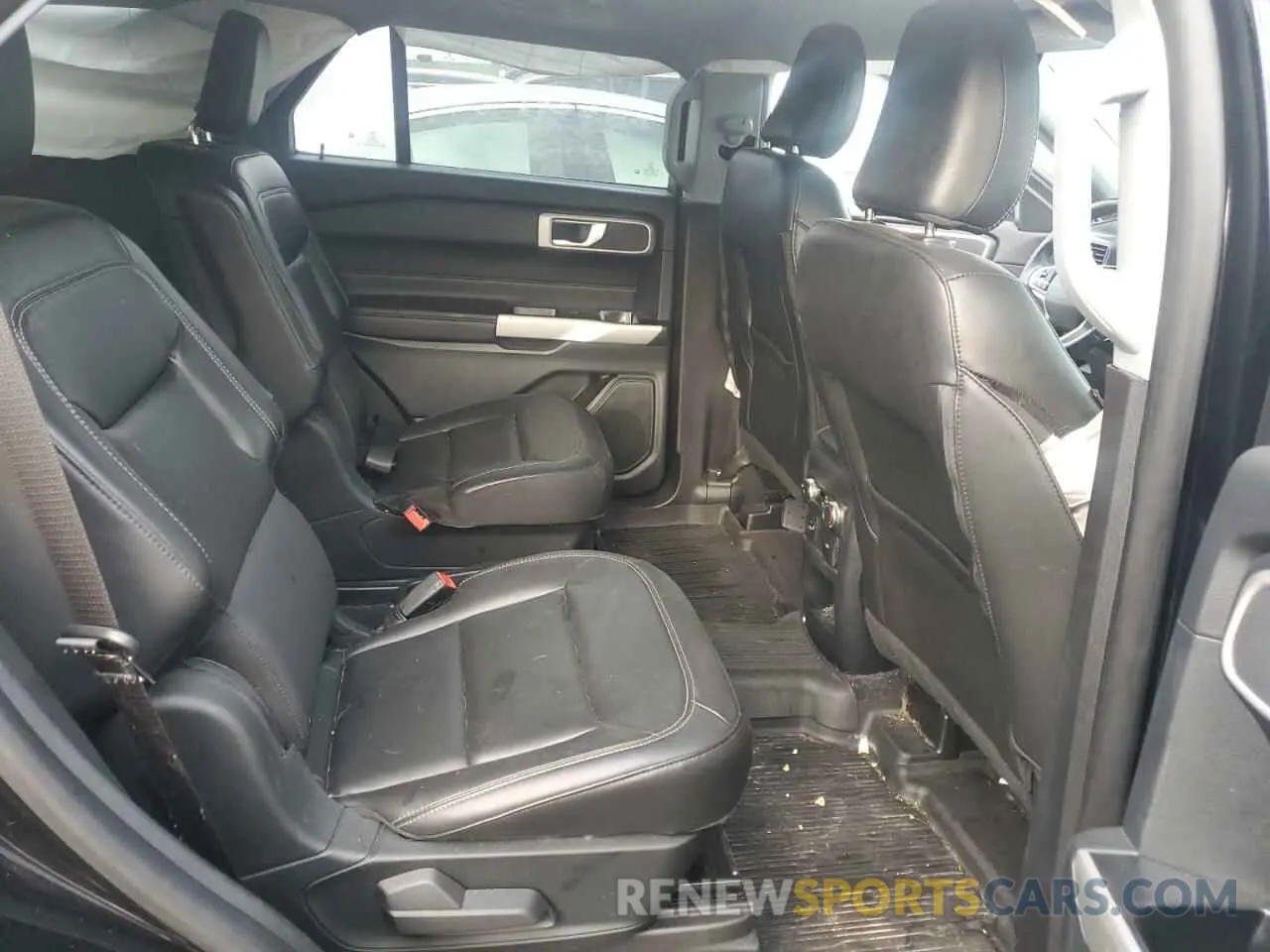 11 Photograph of a damaged car 1FMSK8DH9MGB87068 FORD EXPLORER 2021