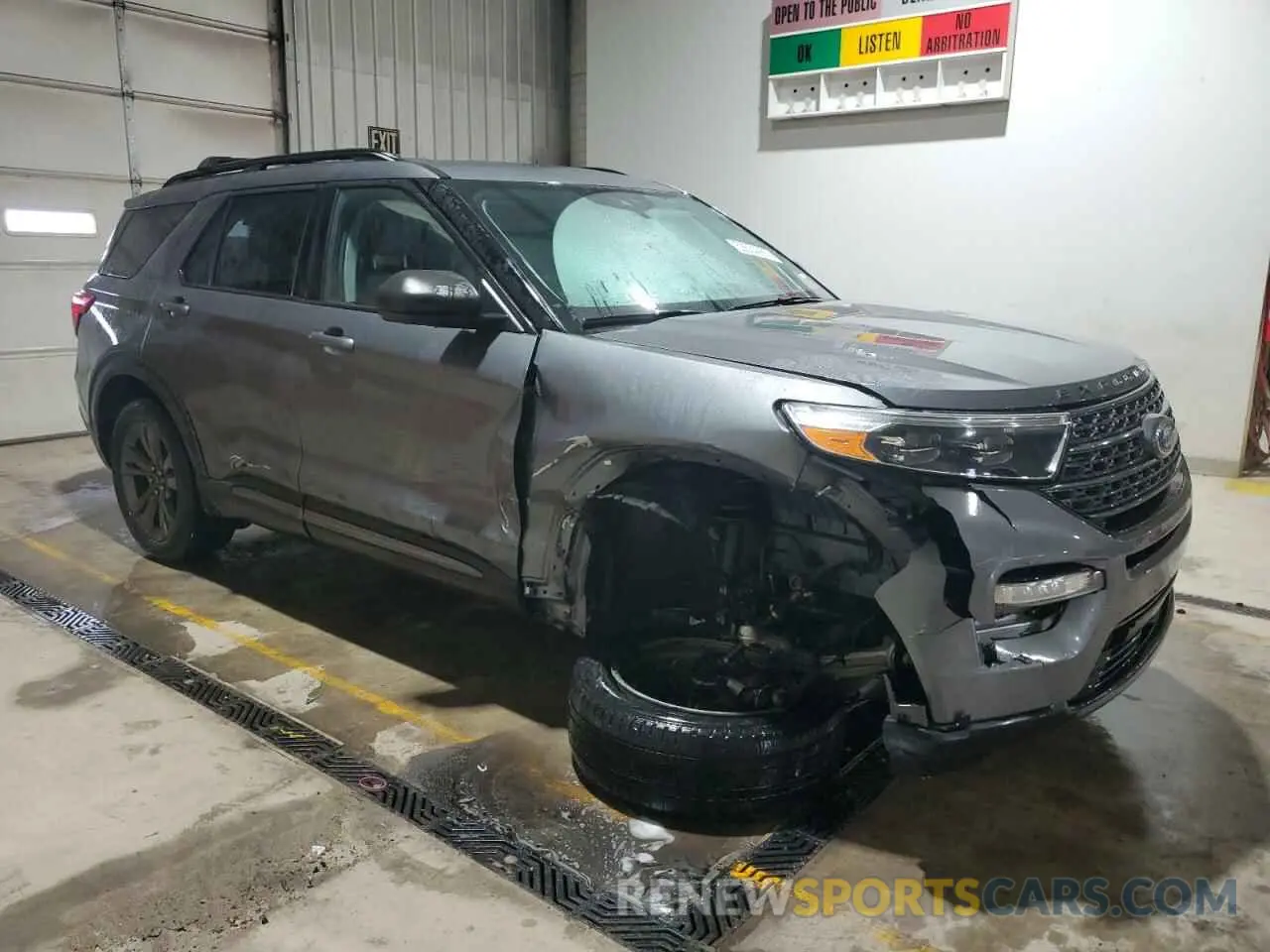 4 Photograph of a damaged car 1FMSK8DHXMGA22114 FORD EXPLORER 2021