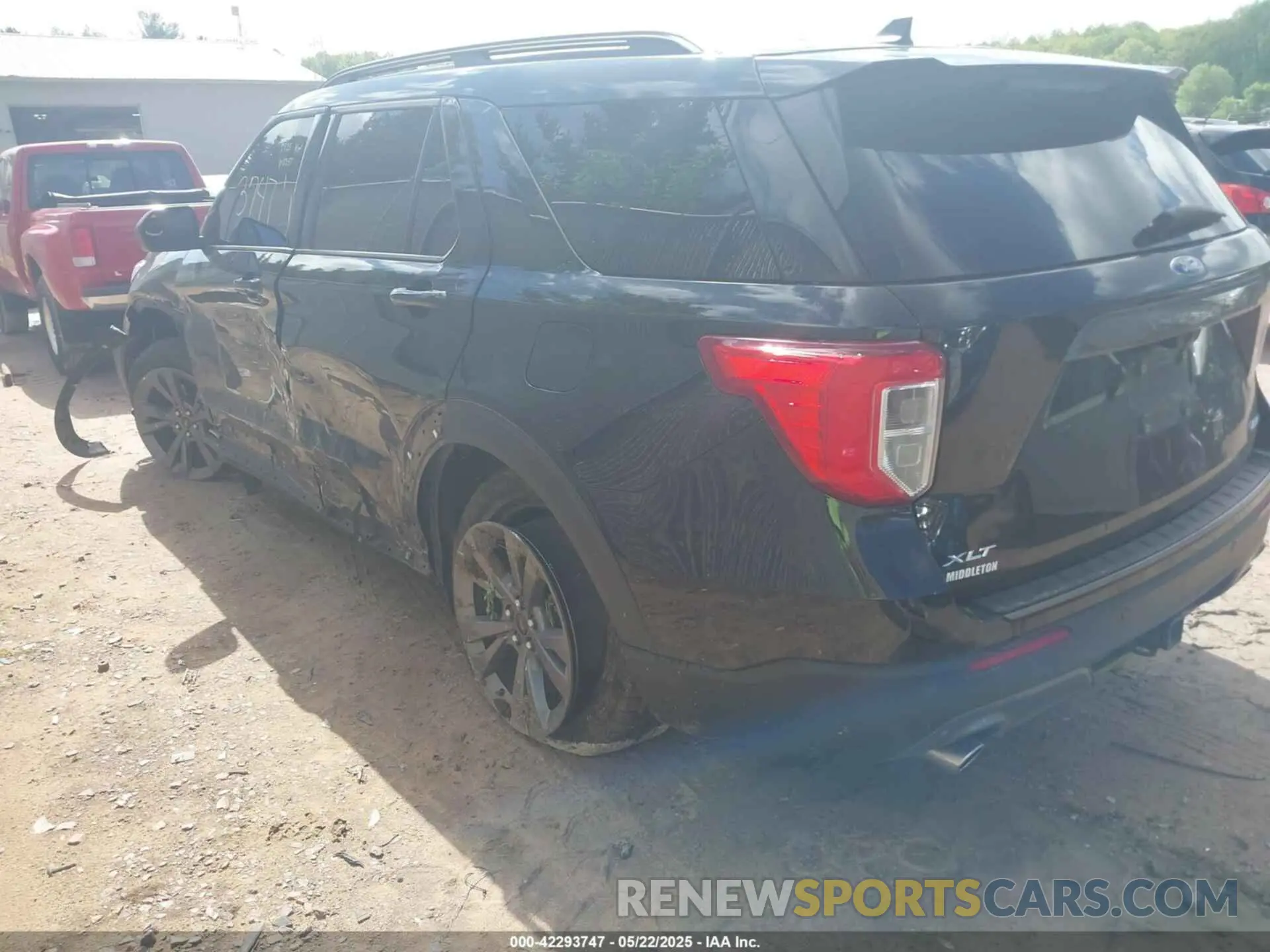 3 Photograph of a damaged car 1FMSK8DHXMGA28463 FORD EXPLORER 2021