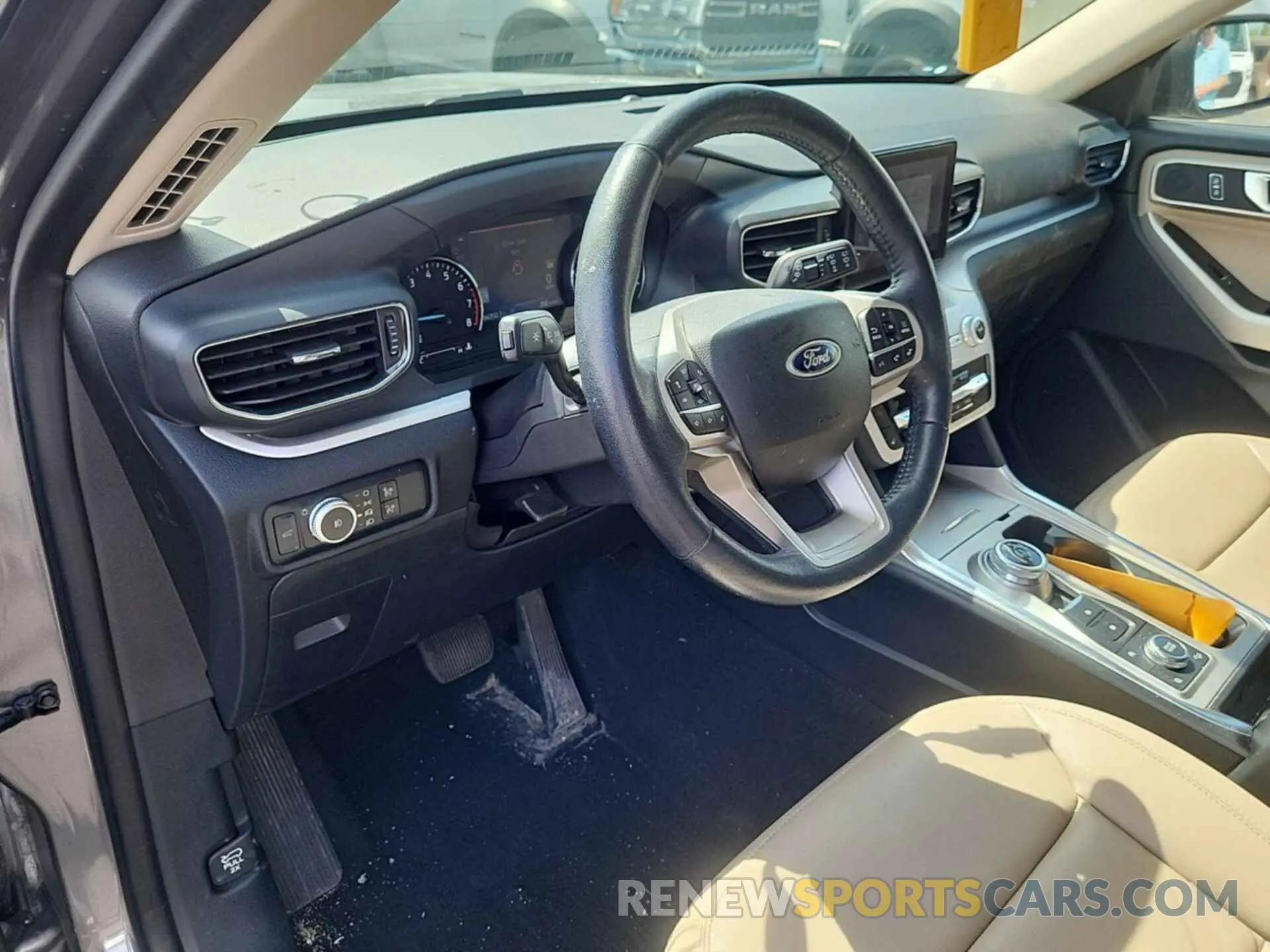 9 Photograph of a damaged car 1FMSK8DHXMGA44002 FORD EXPLORER 2021