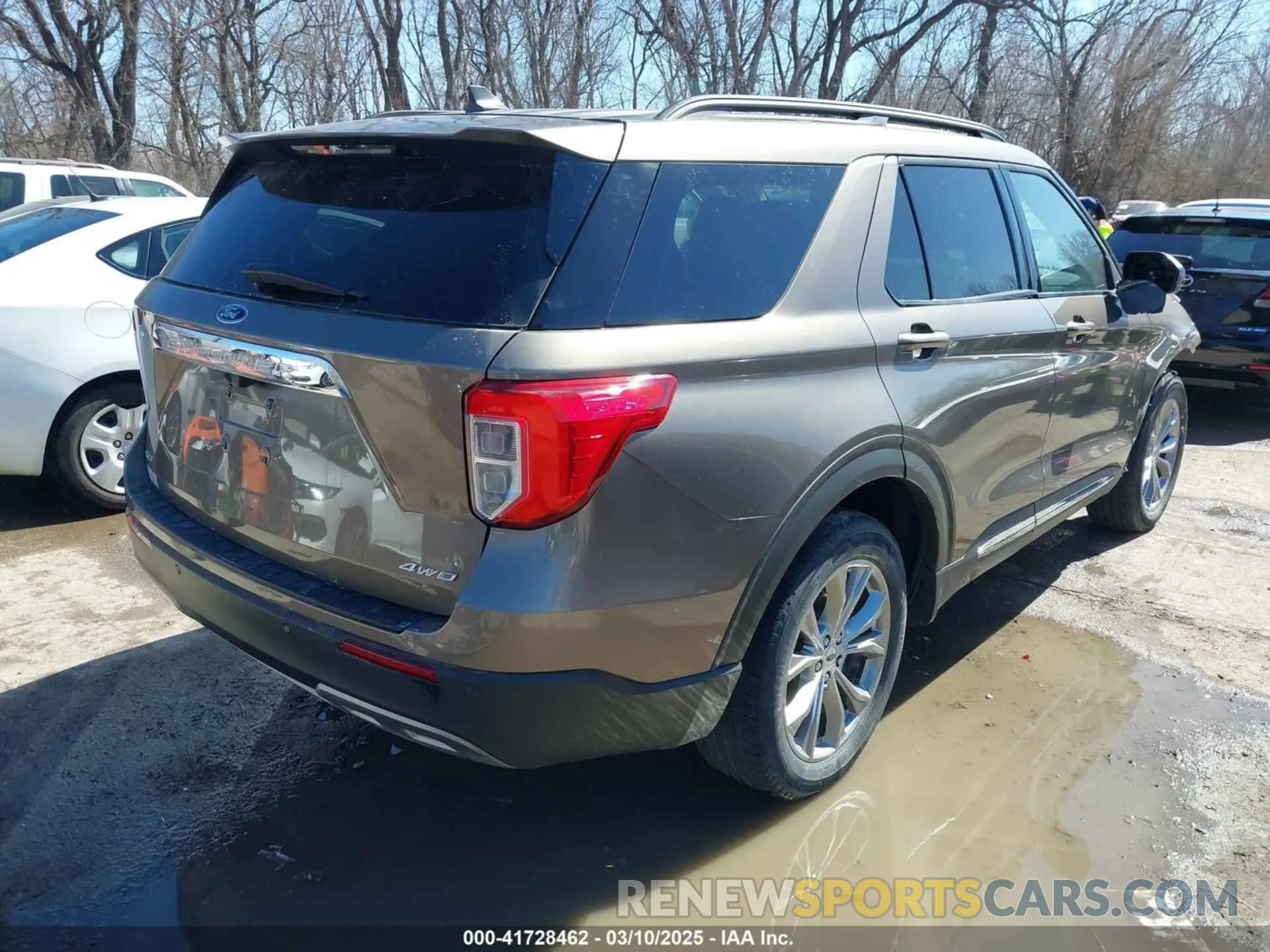 4 Photograph of a damaged car 1FMSK8DHXMGB14520 FORD EXPLORER 2021