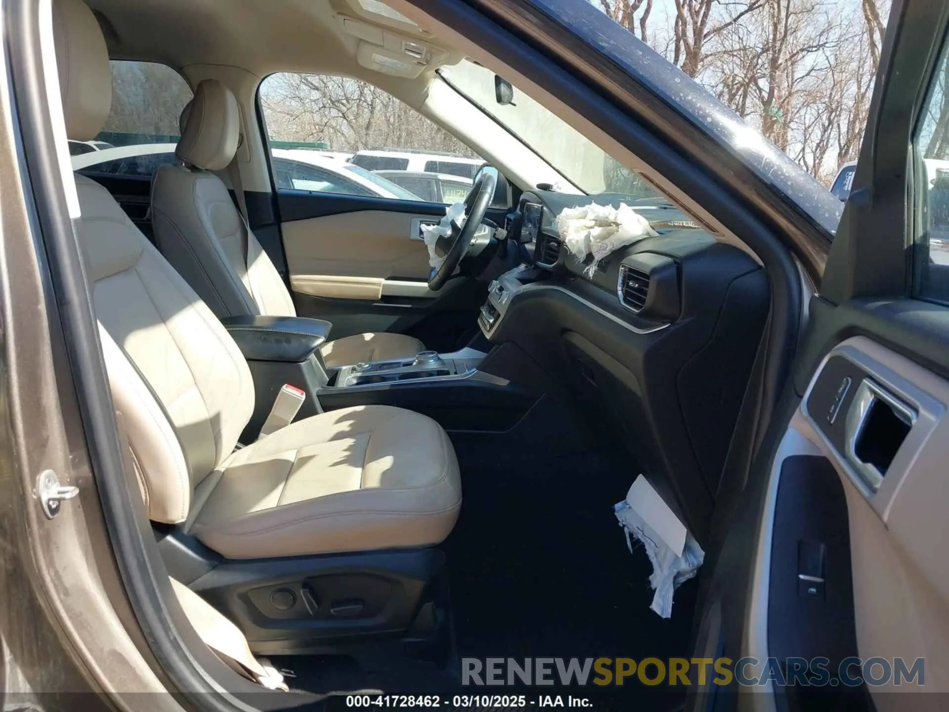 5 Photograph of a damaged car 1FMSK8DHXMGB14520 FORD EXPLORER 2021