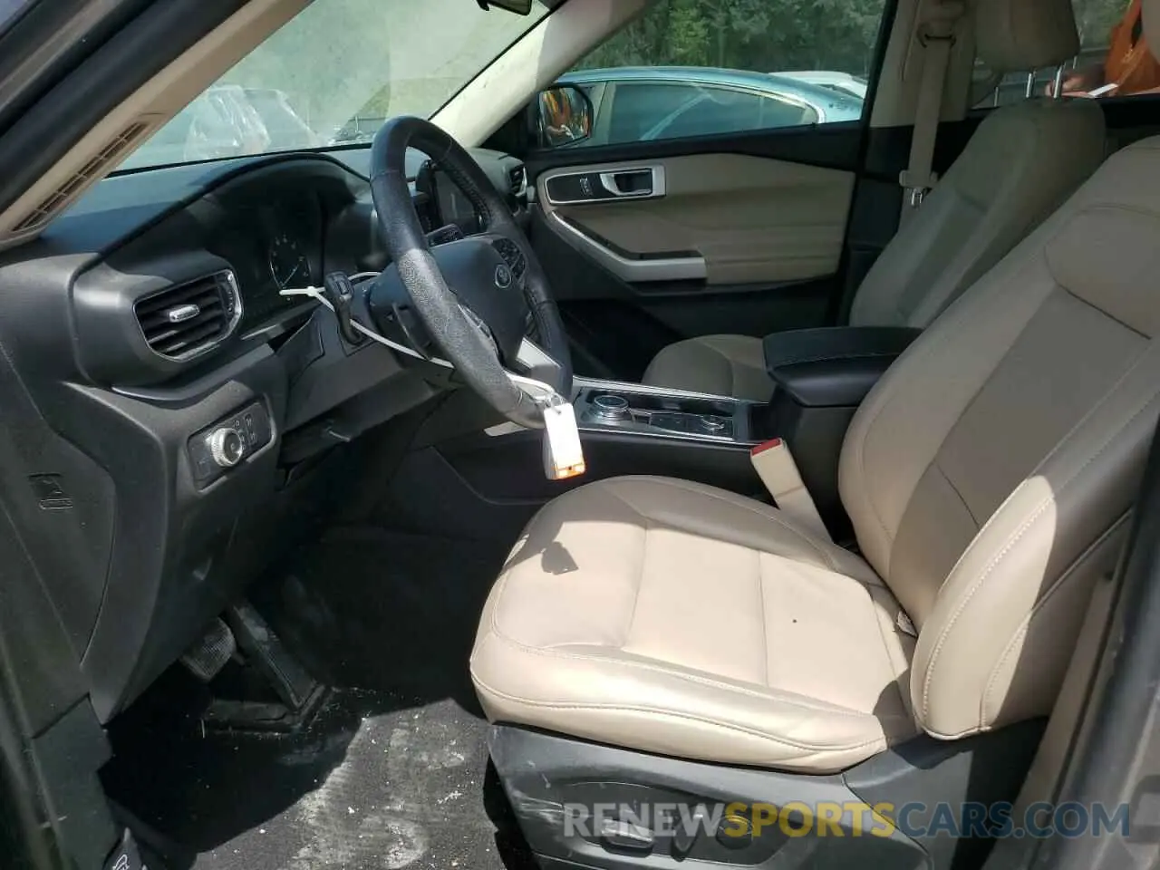 7 Photograph of a damaged car 1FMSK8DHXMGB19958 FORD EXPLORER 2021