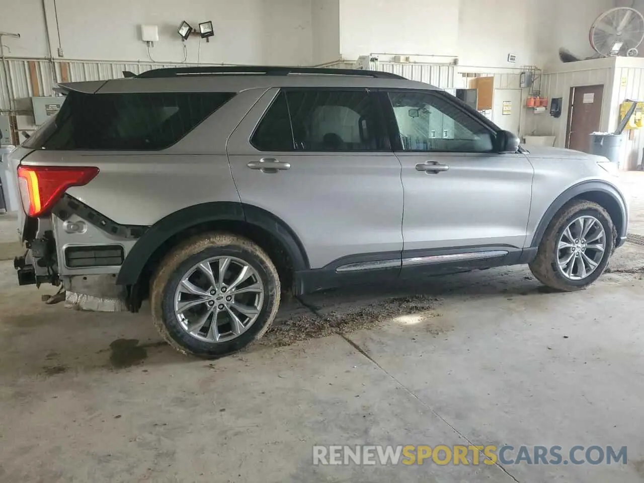 3 Photograph of a damaged car 1FMSK8DHXMGB59912 FORD EXPLORER 2021
