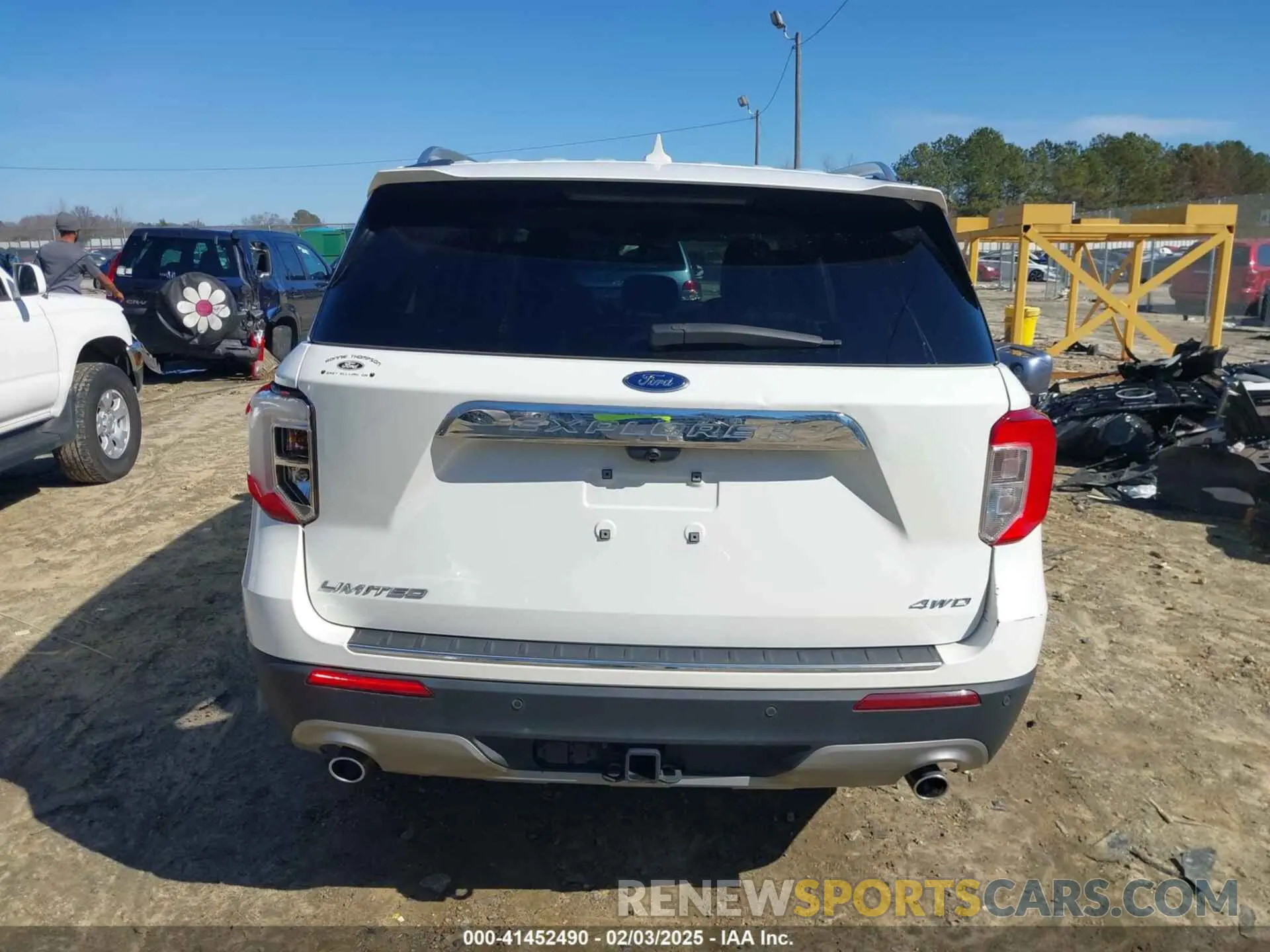 17 Photograph of a damaged car 1FMSK8FH4MGC15419 FORD EXPLORER 2021