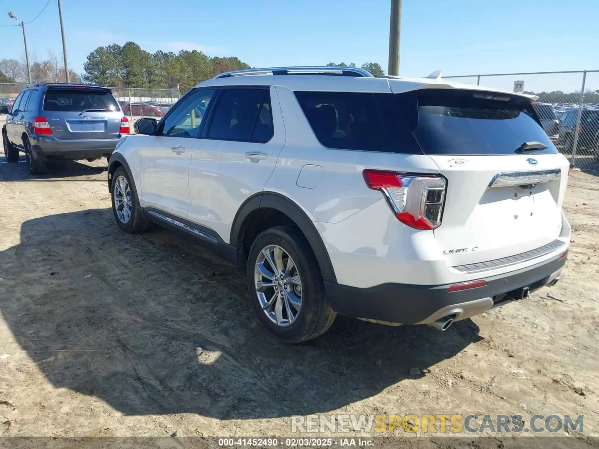 3 Photograph of a damaged car 1FMSK8FH4MGC15419 FORD EXPLORER 2021