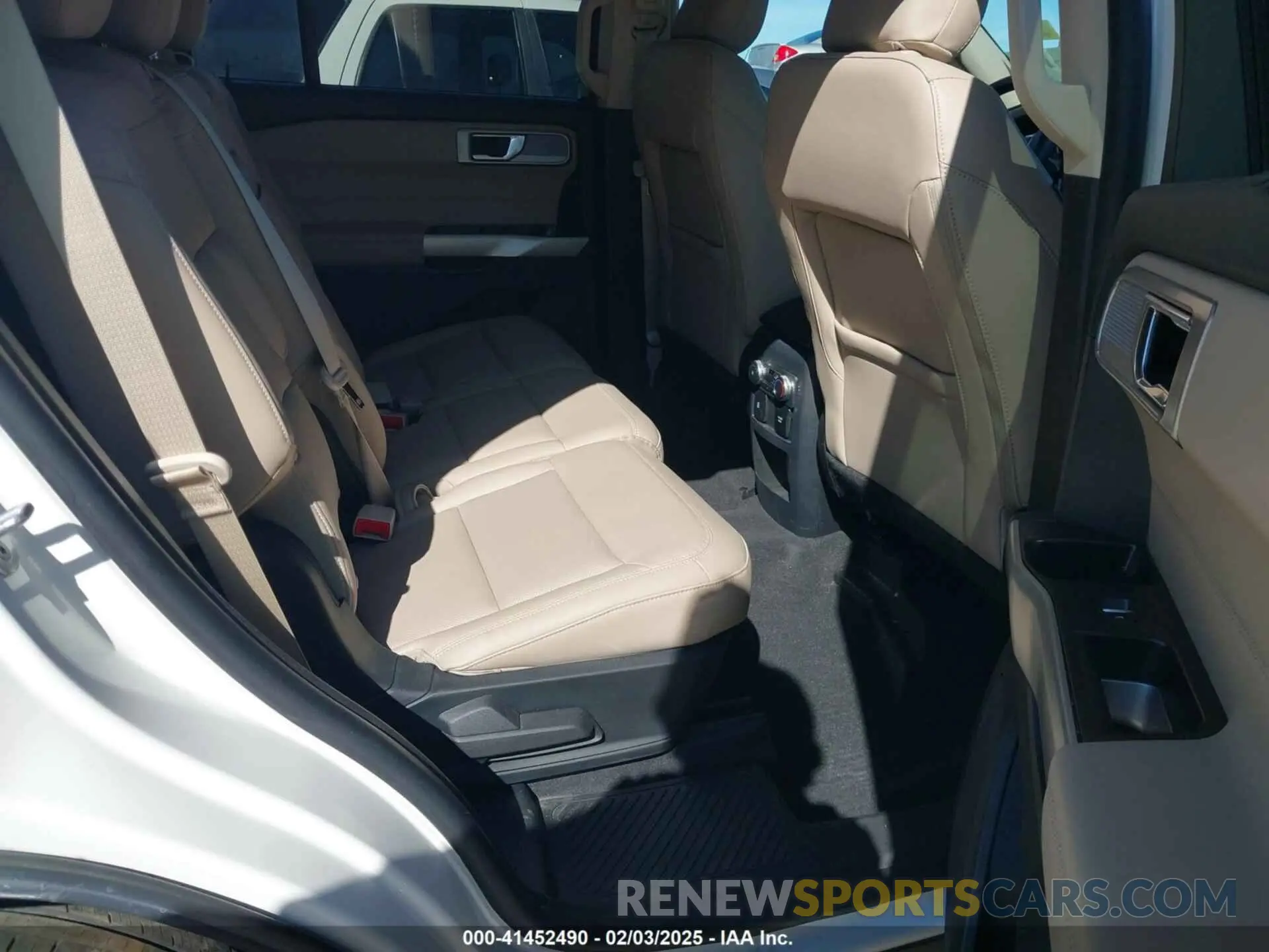 8 Photograph of a damaged car 1FMSK8FH4MGC15419 FORD EXPLORER 2021