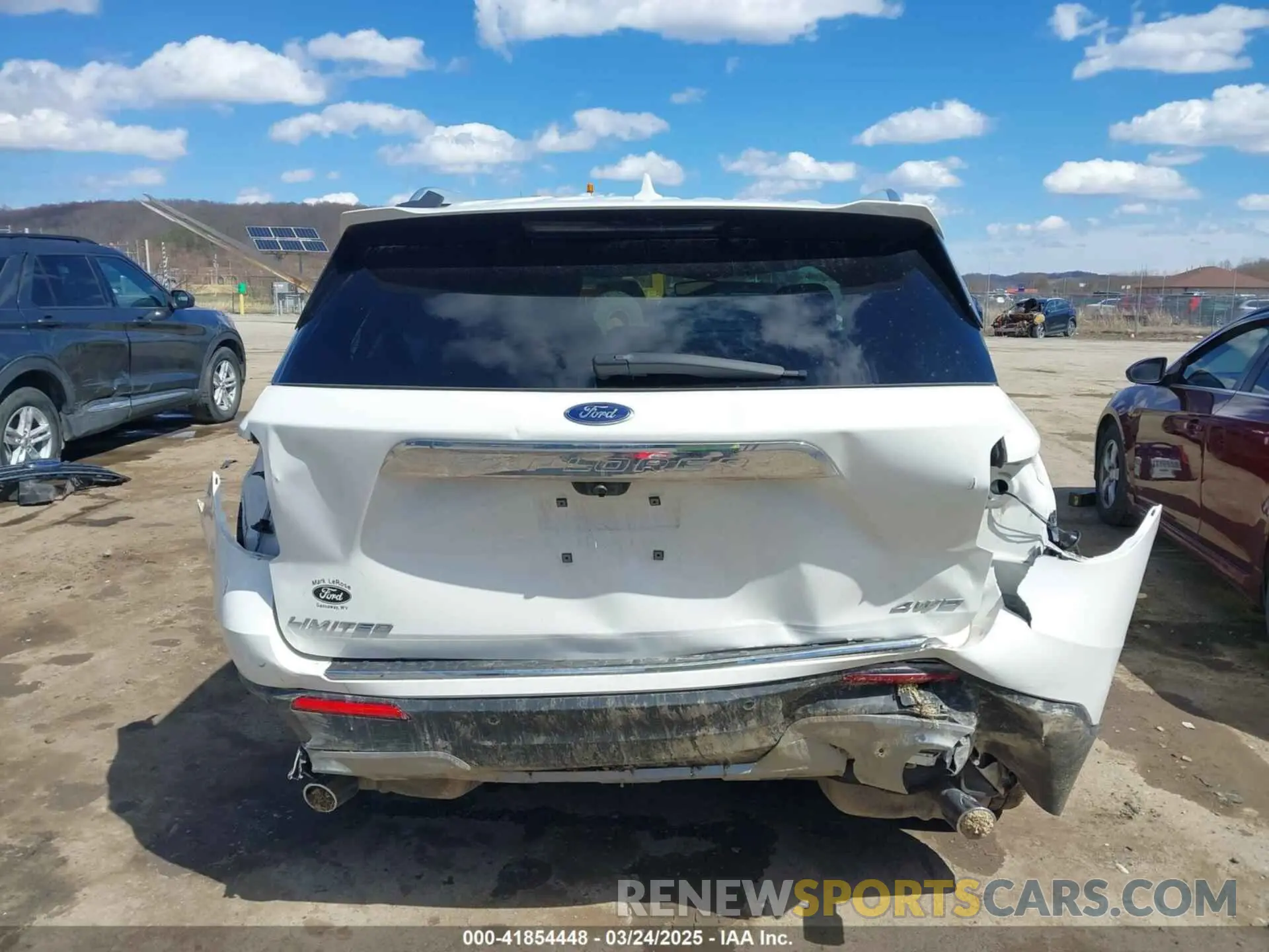 18 Photograph of a damaged car 1FMSK8FH4MGC19695 FORD EXPLORER 2021