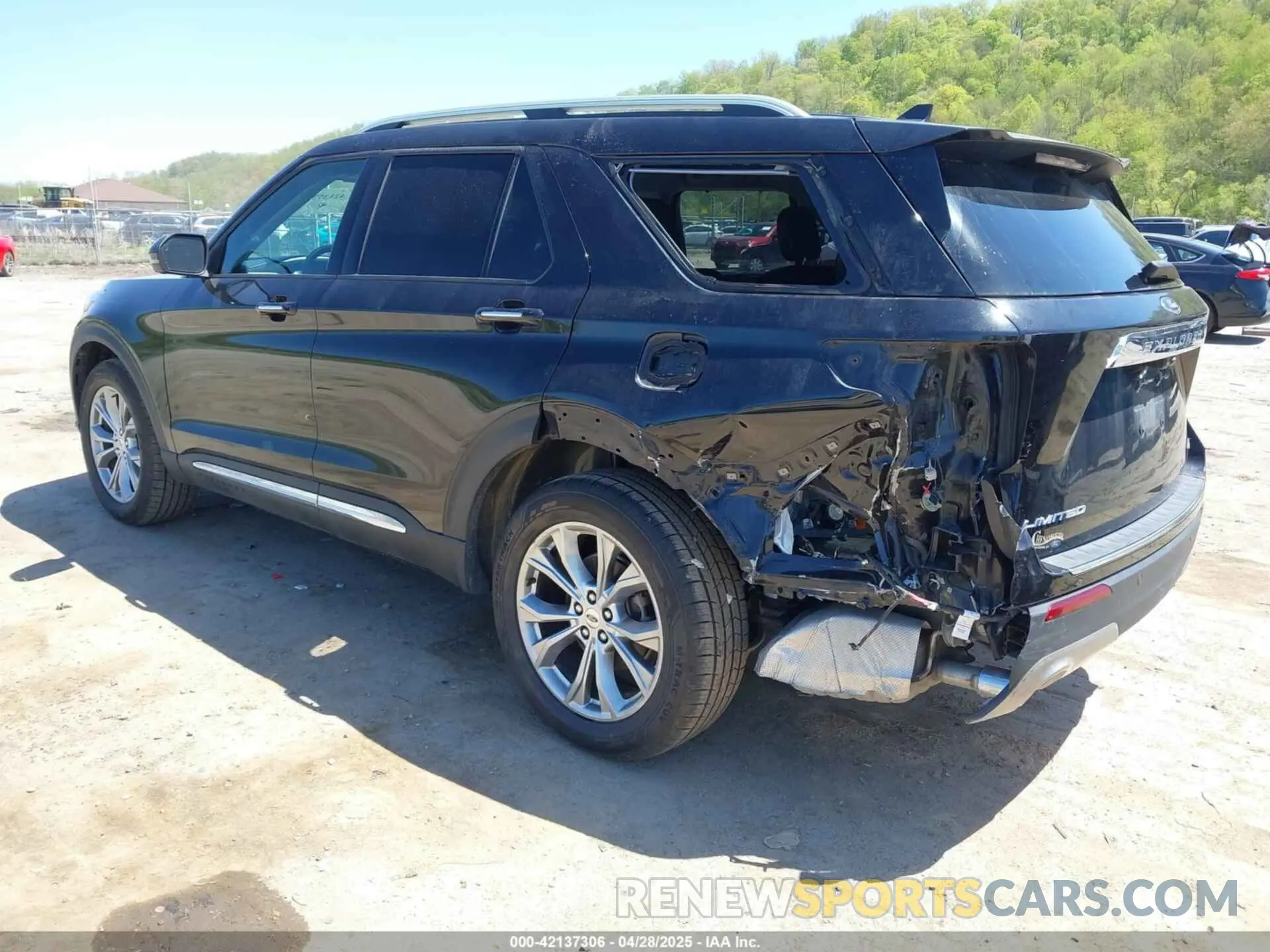 3 Photograph of a damaged car 1FMSK8FH7MGA85104 FORD EXPLORER 2021